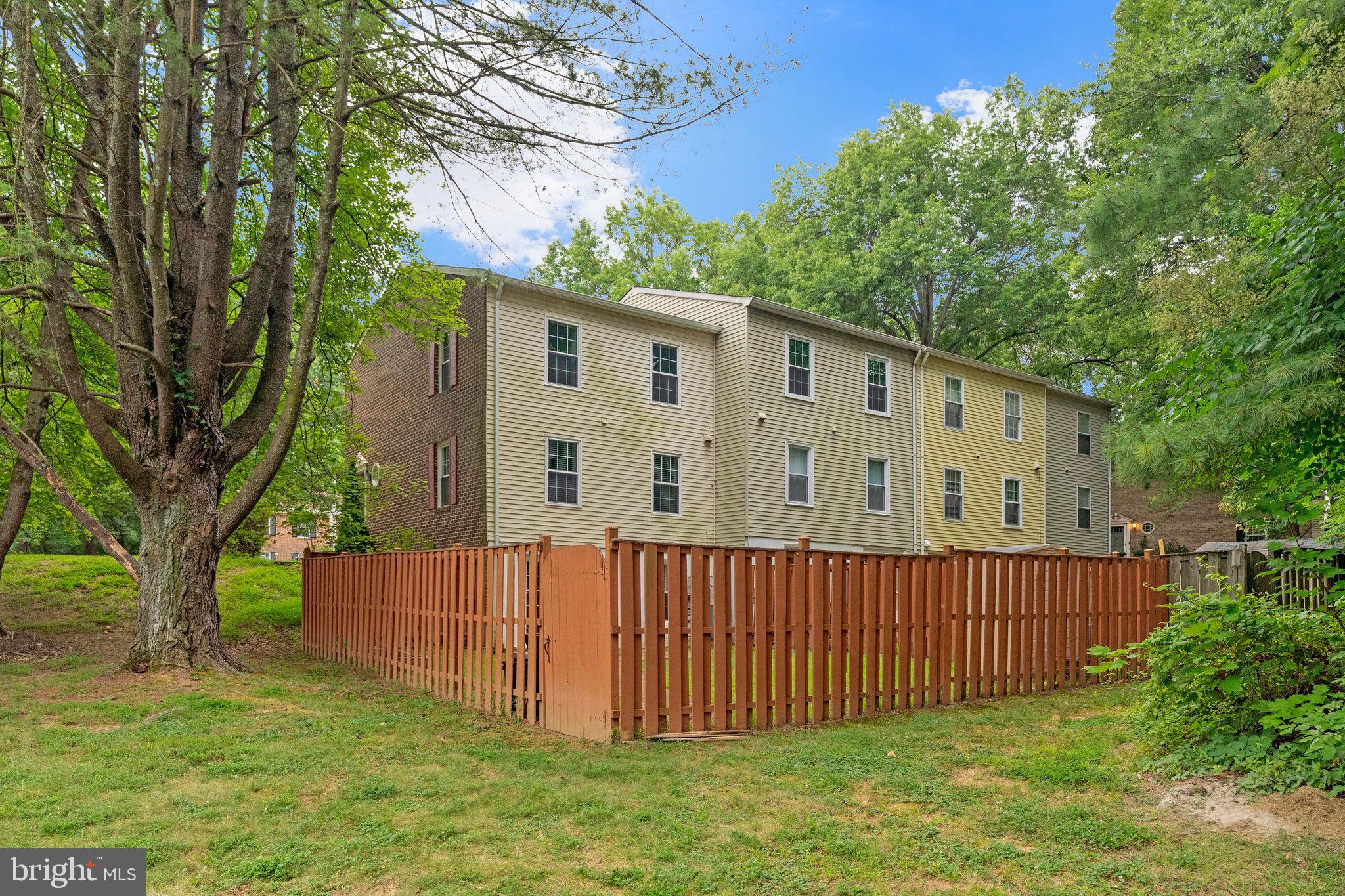 SHANNON STATION - Residential Lease