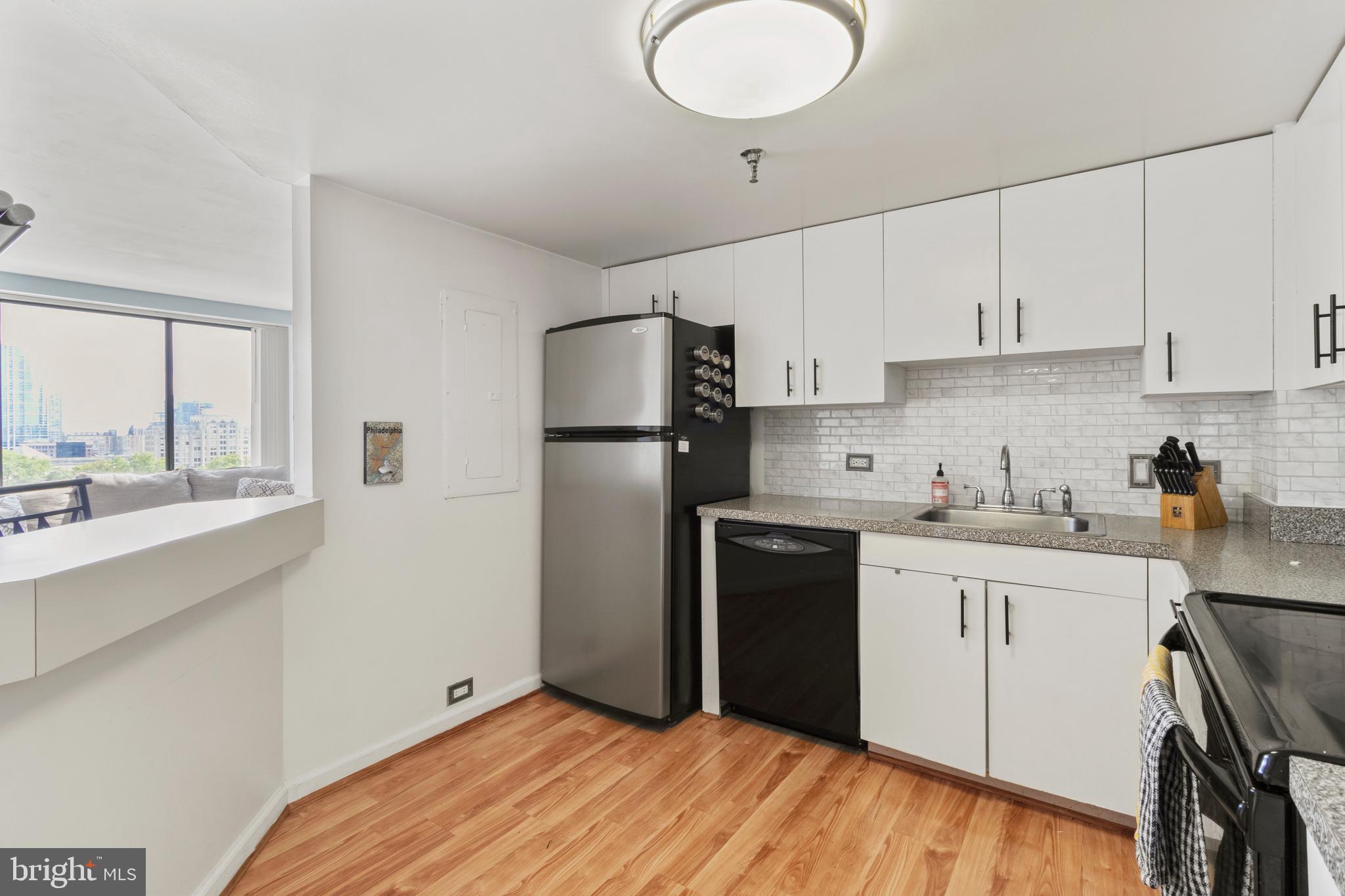 PHILADELPHIA - Residential Lease