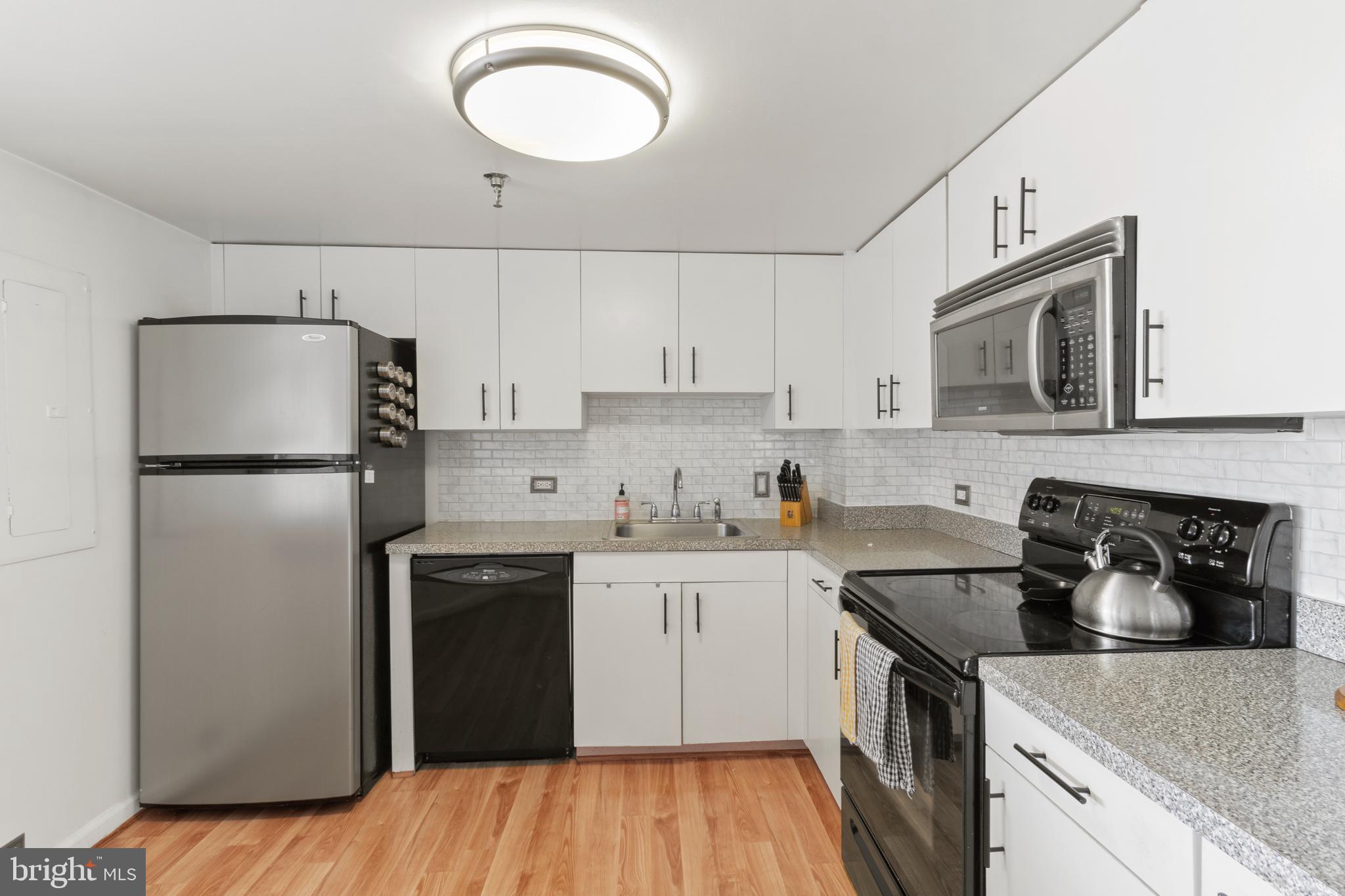 PHILADELPHIA - Residential Lease