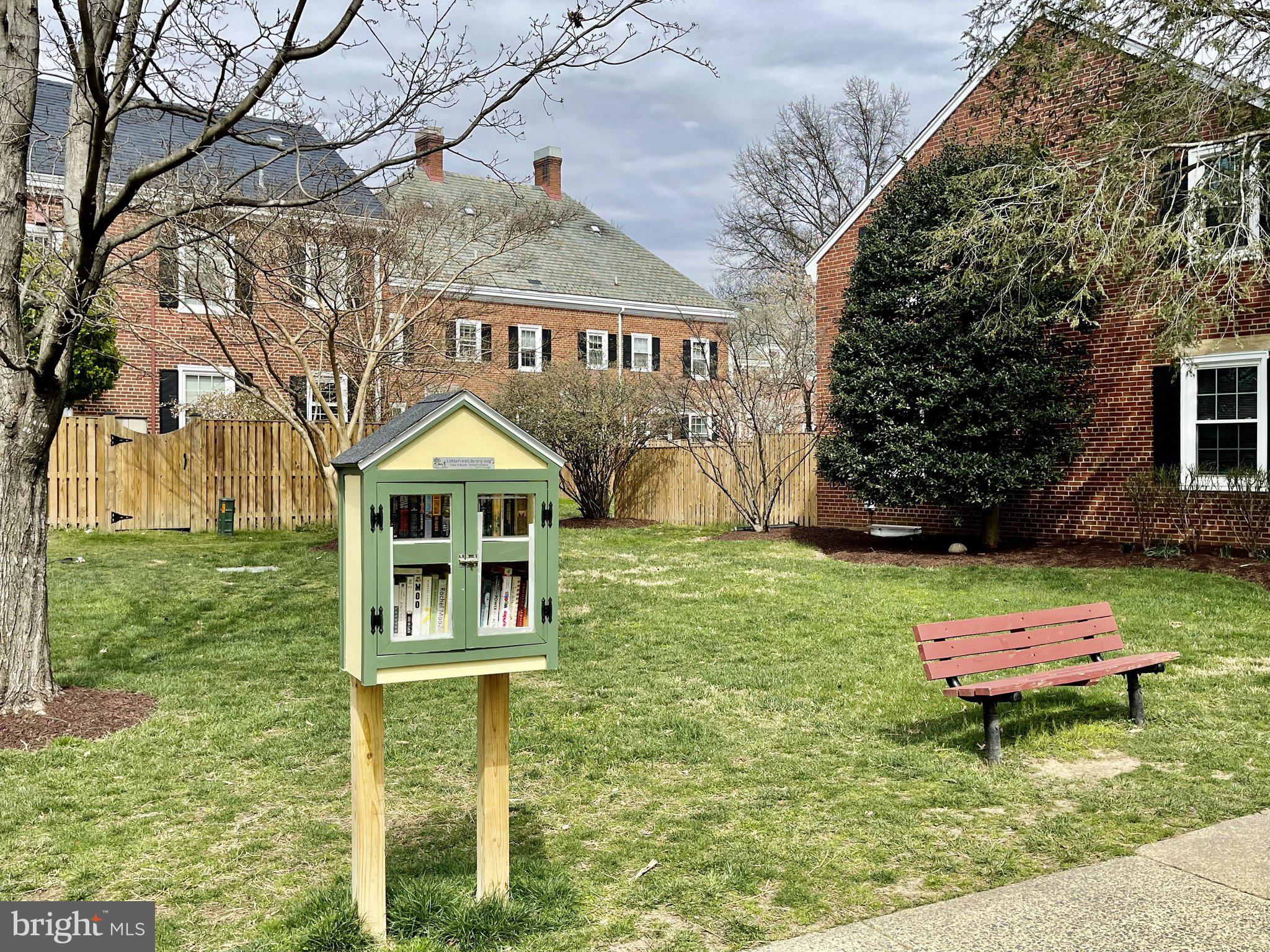 FAIRLINGTON ARBORS - Residential