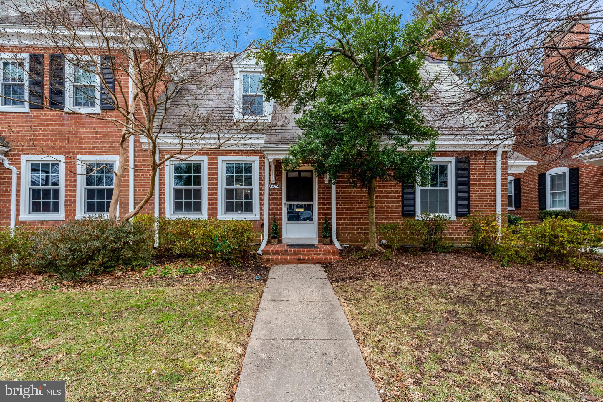FAIRLINGTON ARBORS - Residential