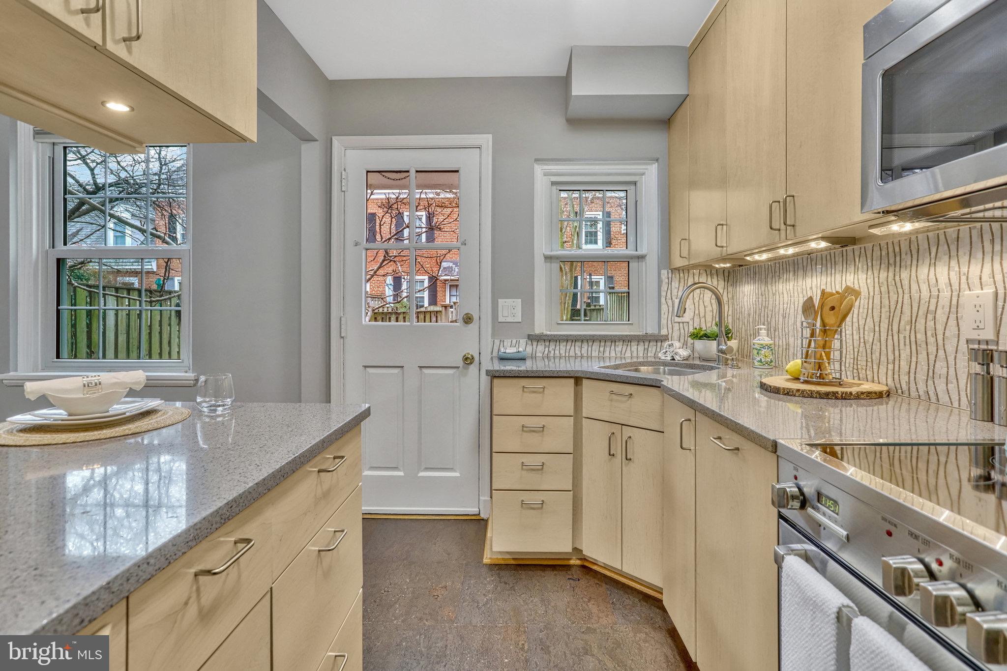 FAIRLINGTON ARBORS - Residential