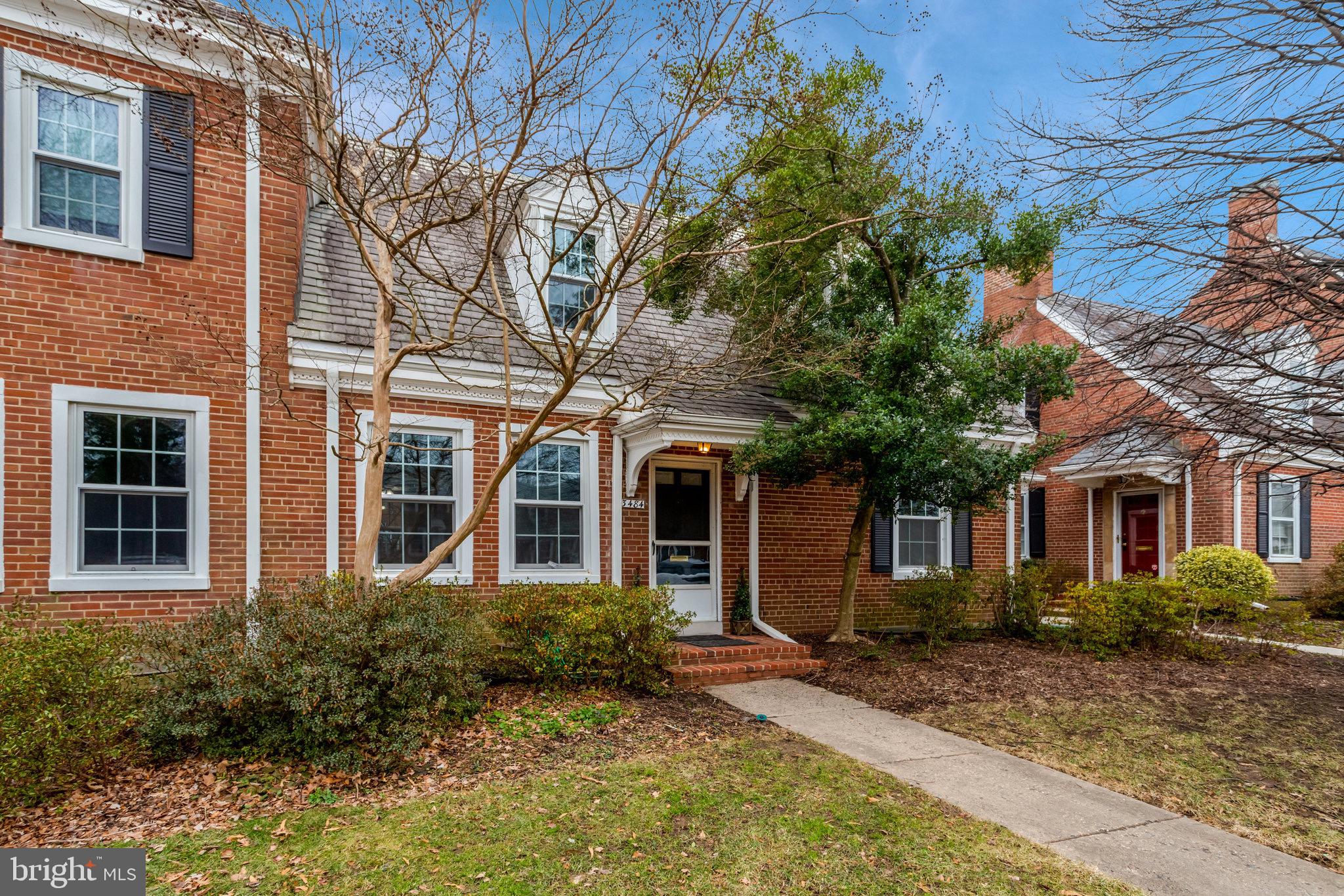 FAIRLINGTON ARBORS - Residential