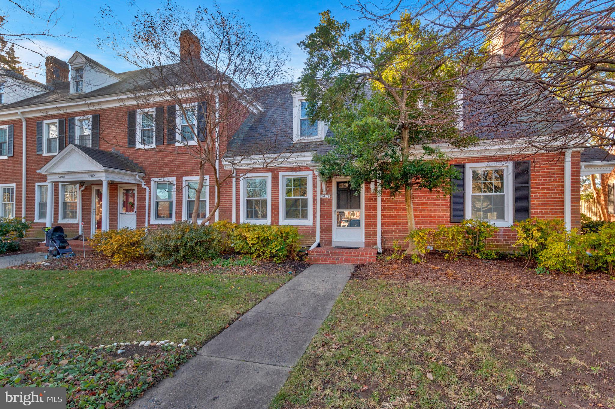 FAIRLINGTON ARBORS - Residential