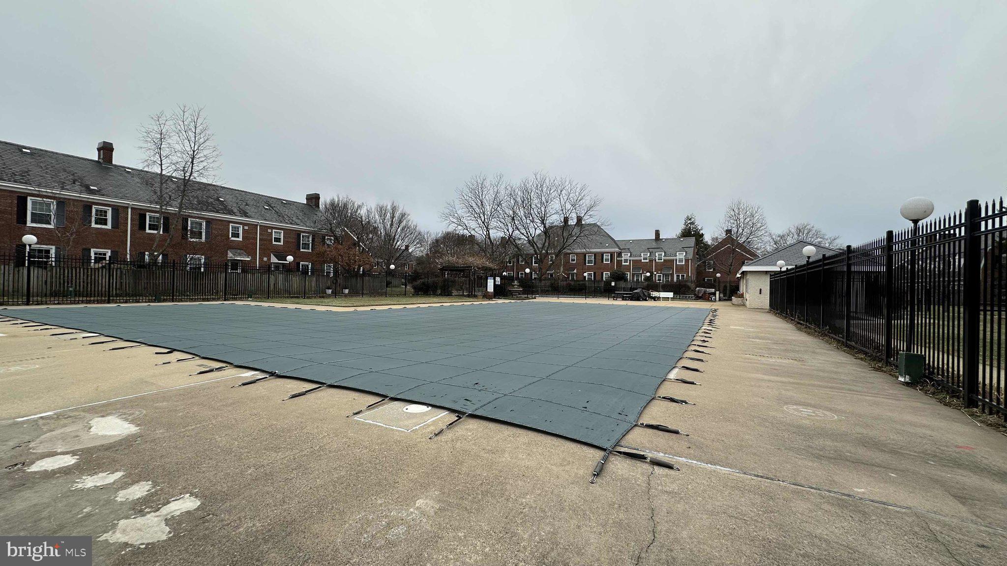 FAIRLINGTON ARBORS - Residential