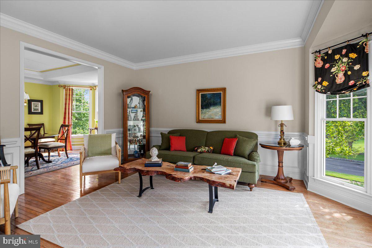 CEDAR CREST FARMS - Residential