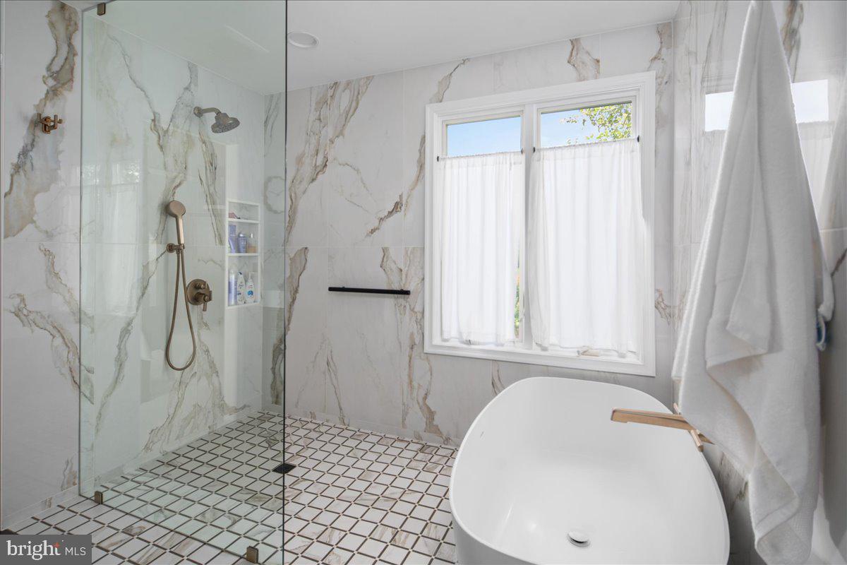 CEDAR CREST FARMS - Residential