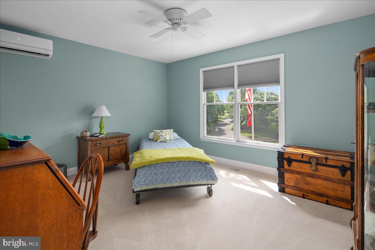 CEDAR CREST FARMS - Residential