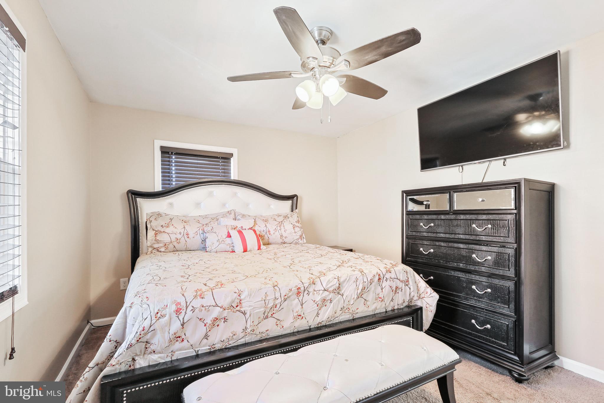 NORTHWOOD - Residential