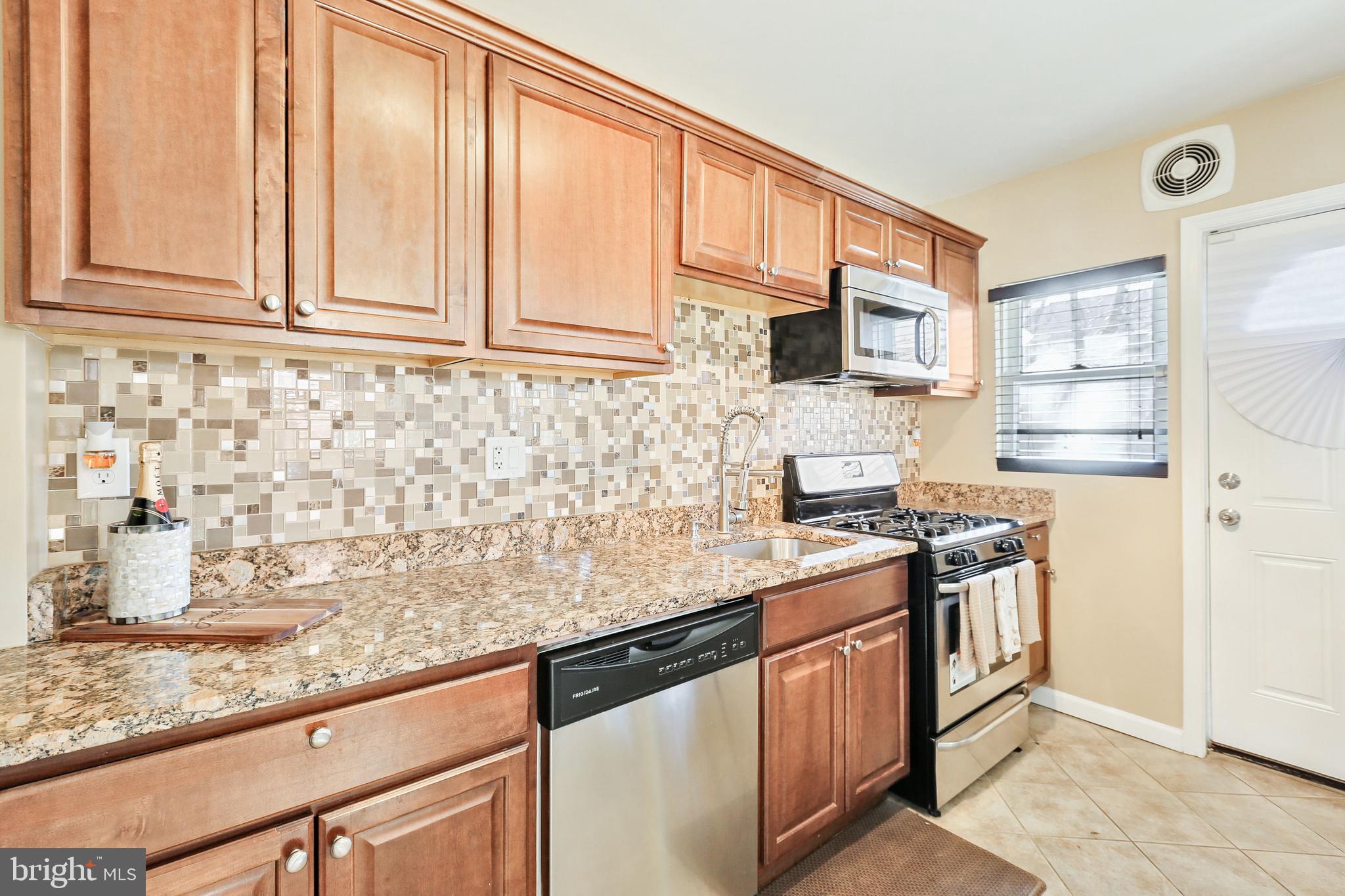 NORTHWOOD - Residential