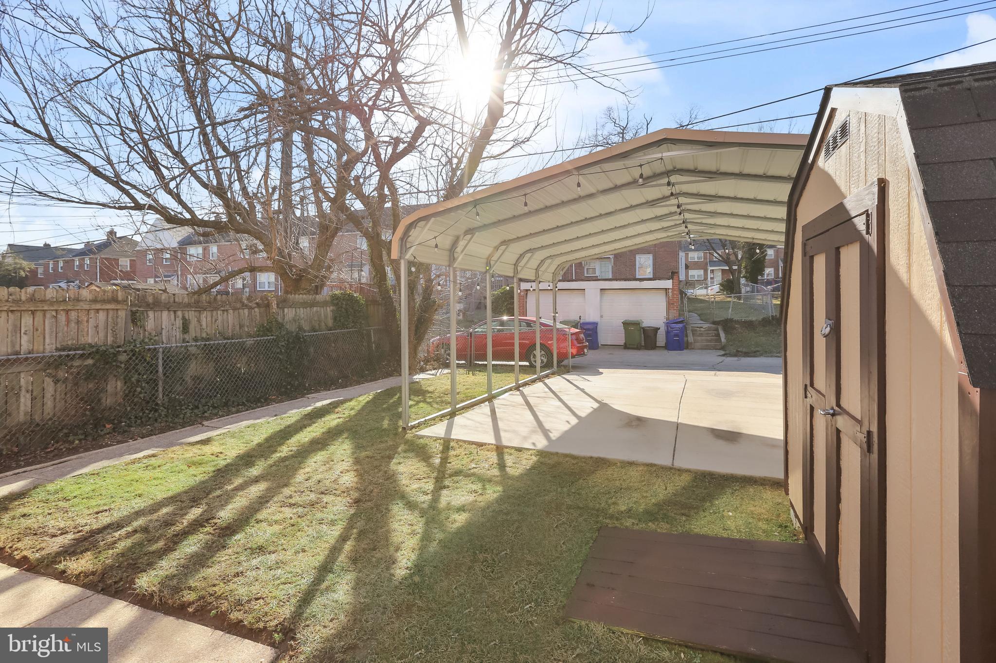 NORTHWOOD - Residential