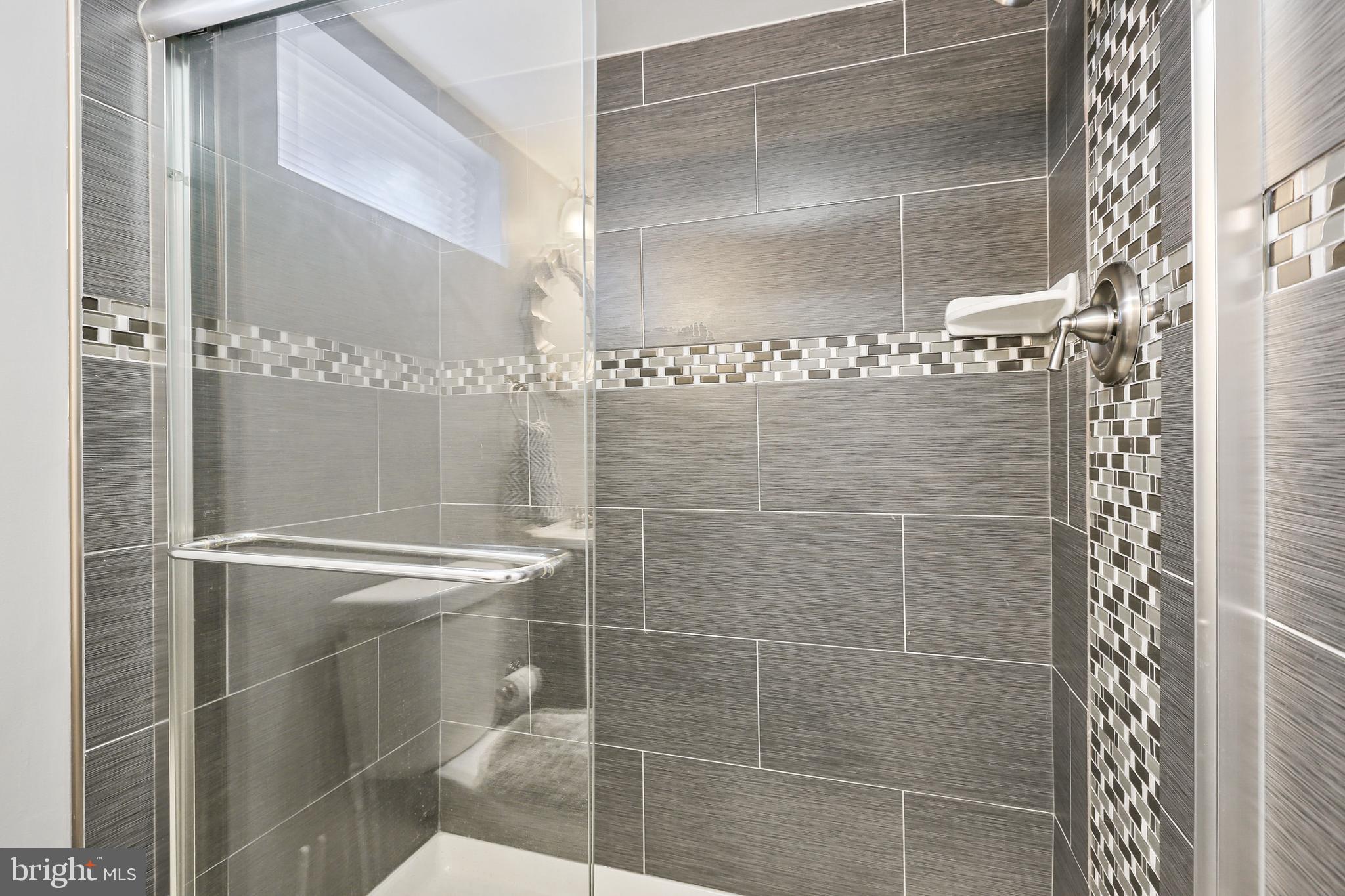 NORTHWOOD - Residential