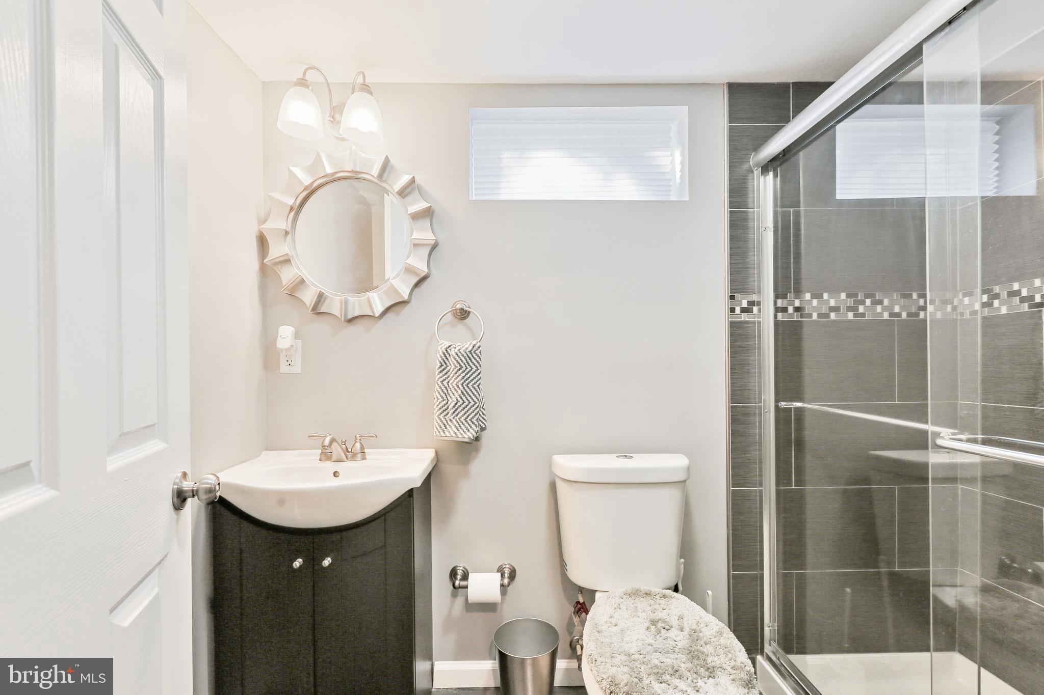 NORTHWOOD - Residential