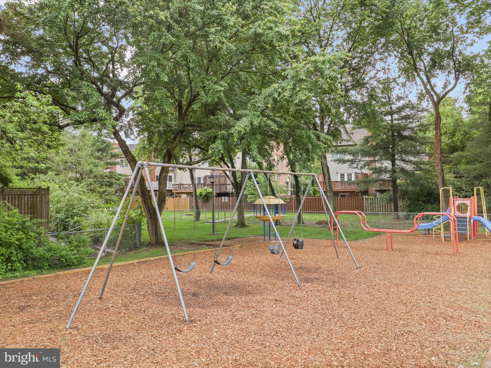 GEORGETOWN WOODS - Residential