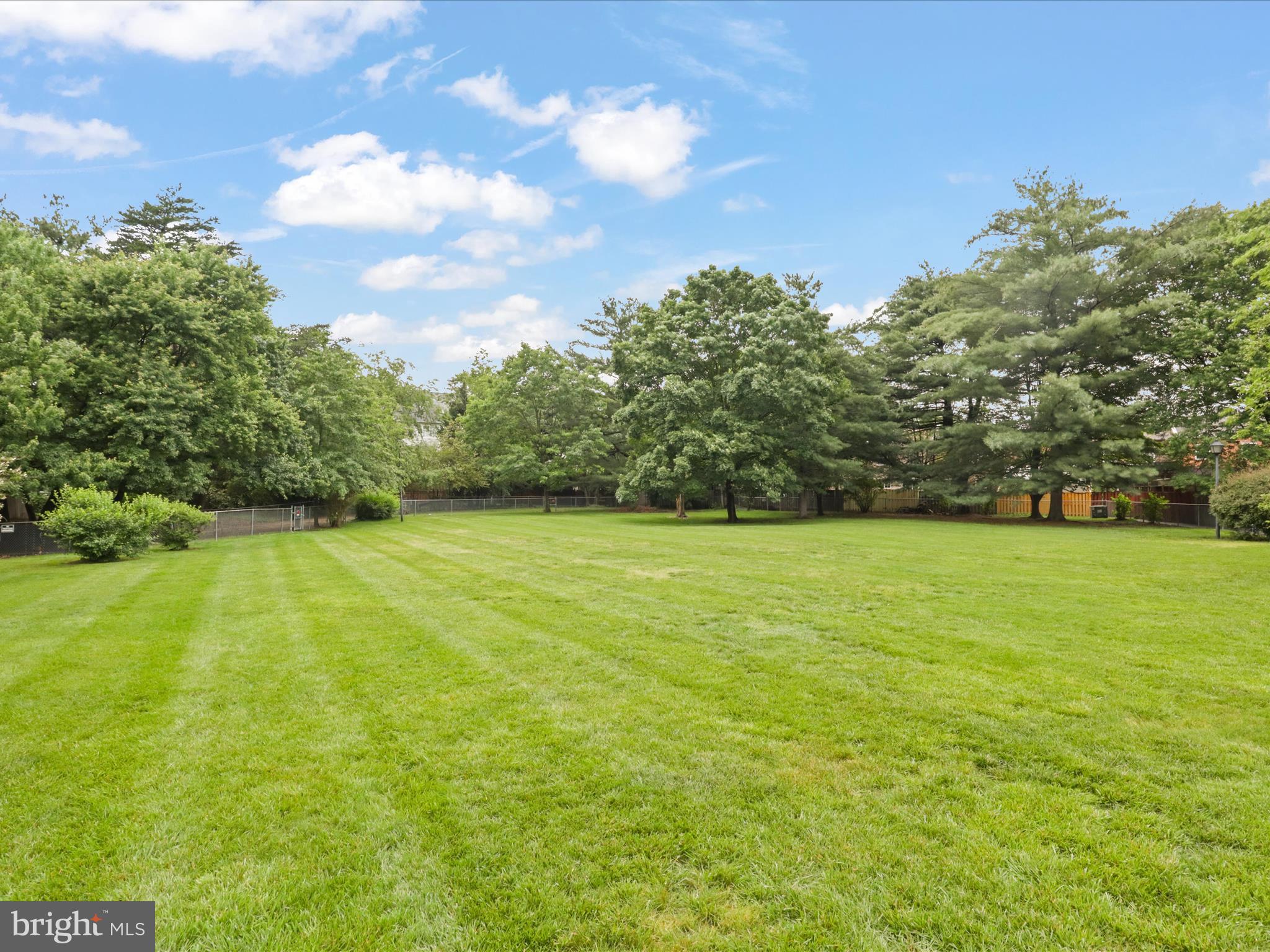 GEORGETOWN WOODS - Residential