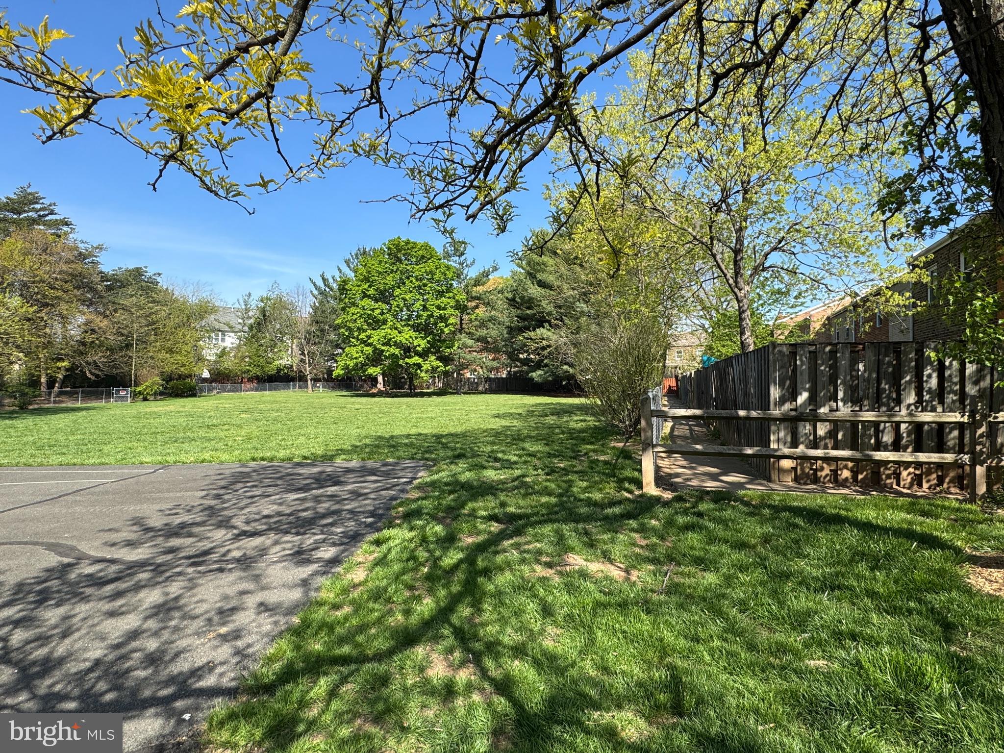 GEORGETOWN WOODS - Residential