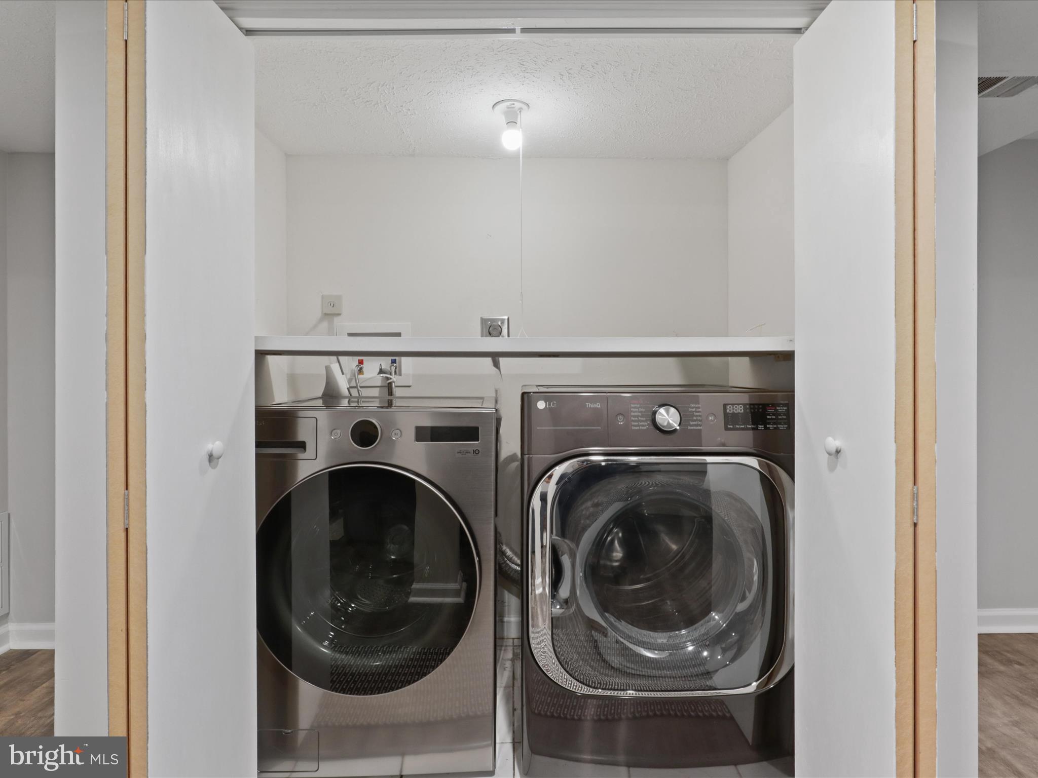 GEORGETOWN WOODS - Residential