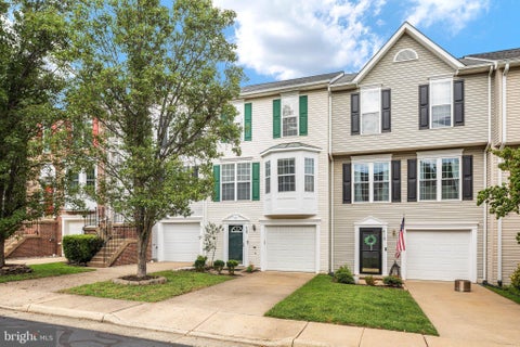 Photo of 420 Nikki Ter SE, LEESBURG, VA 20175 (MLS # VALO2135564)