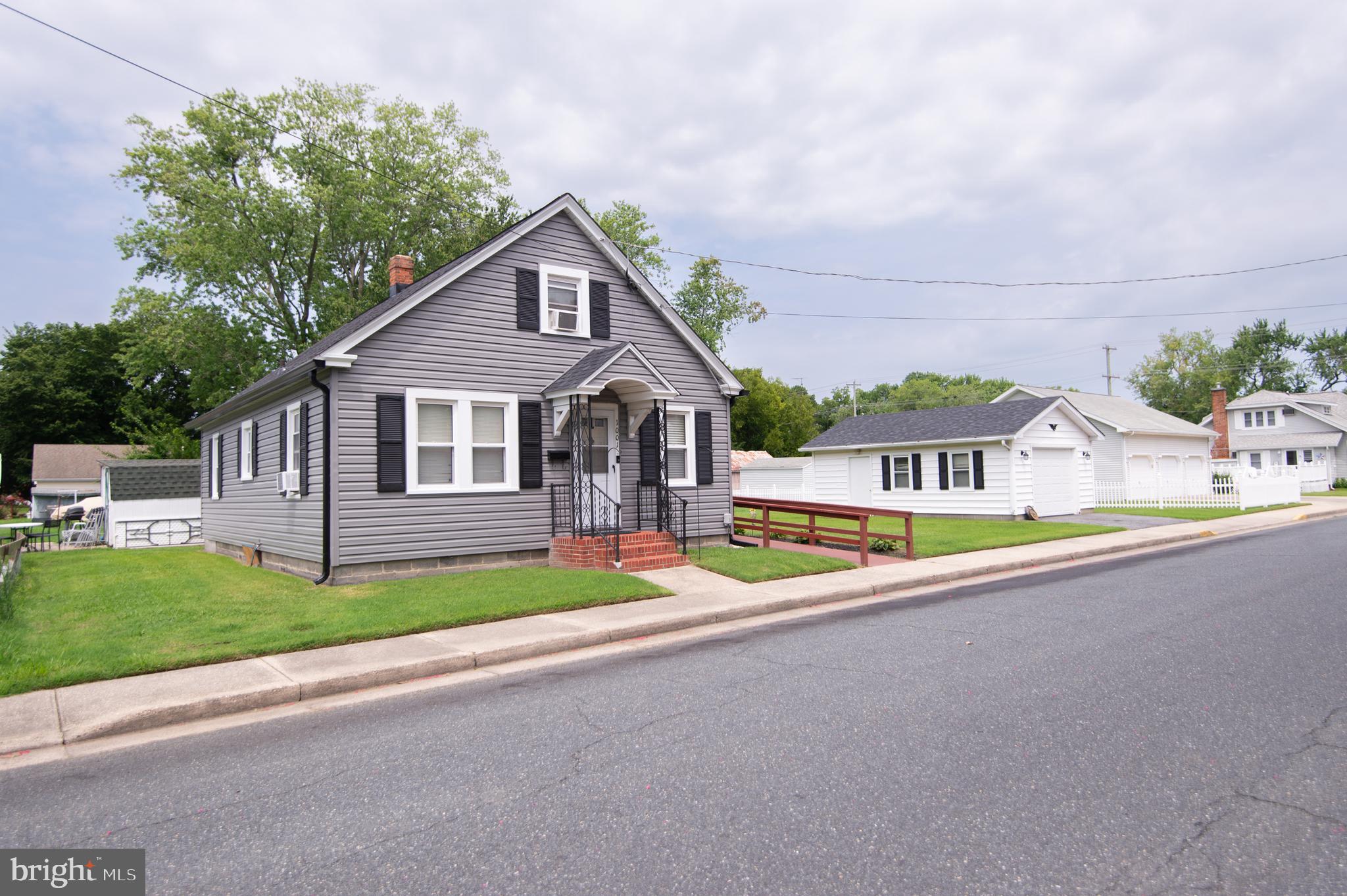 EAST CAMBRIDGE - Residential