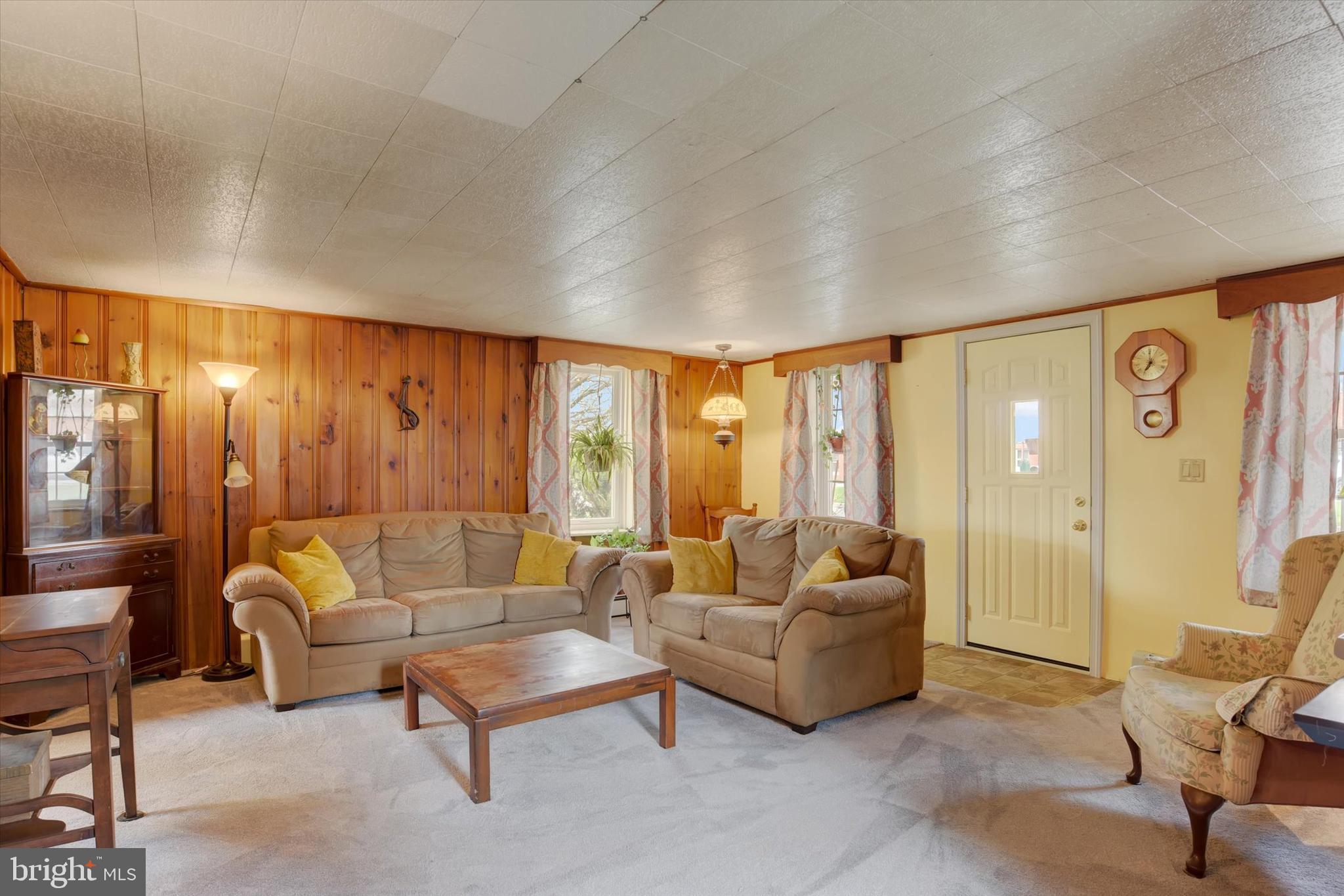 CHAMBERS HILL - Residential