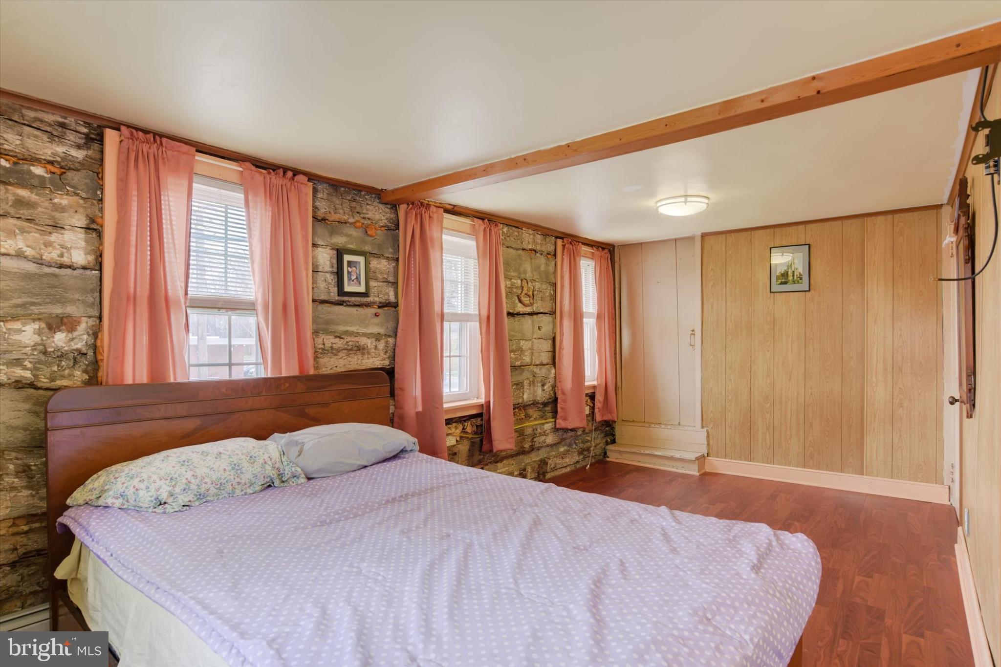 CHAMBERS HILL - Residential