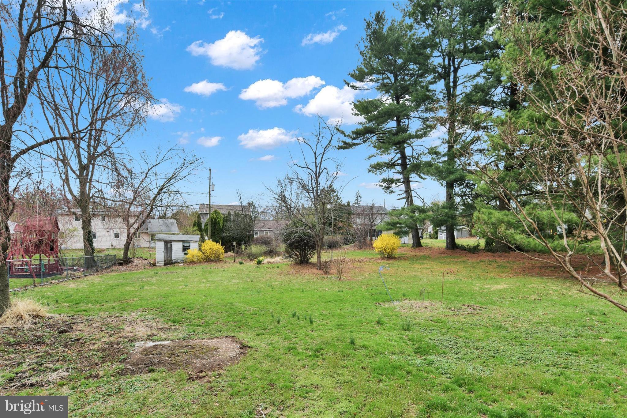CHAMBERS HILL - Residential