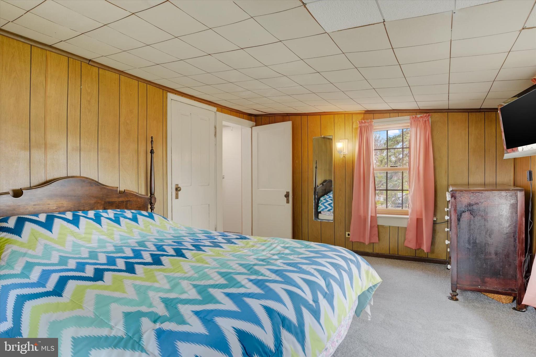 CHAMBERS HILL - Residential