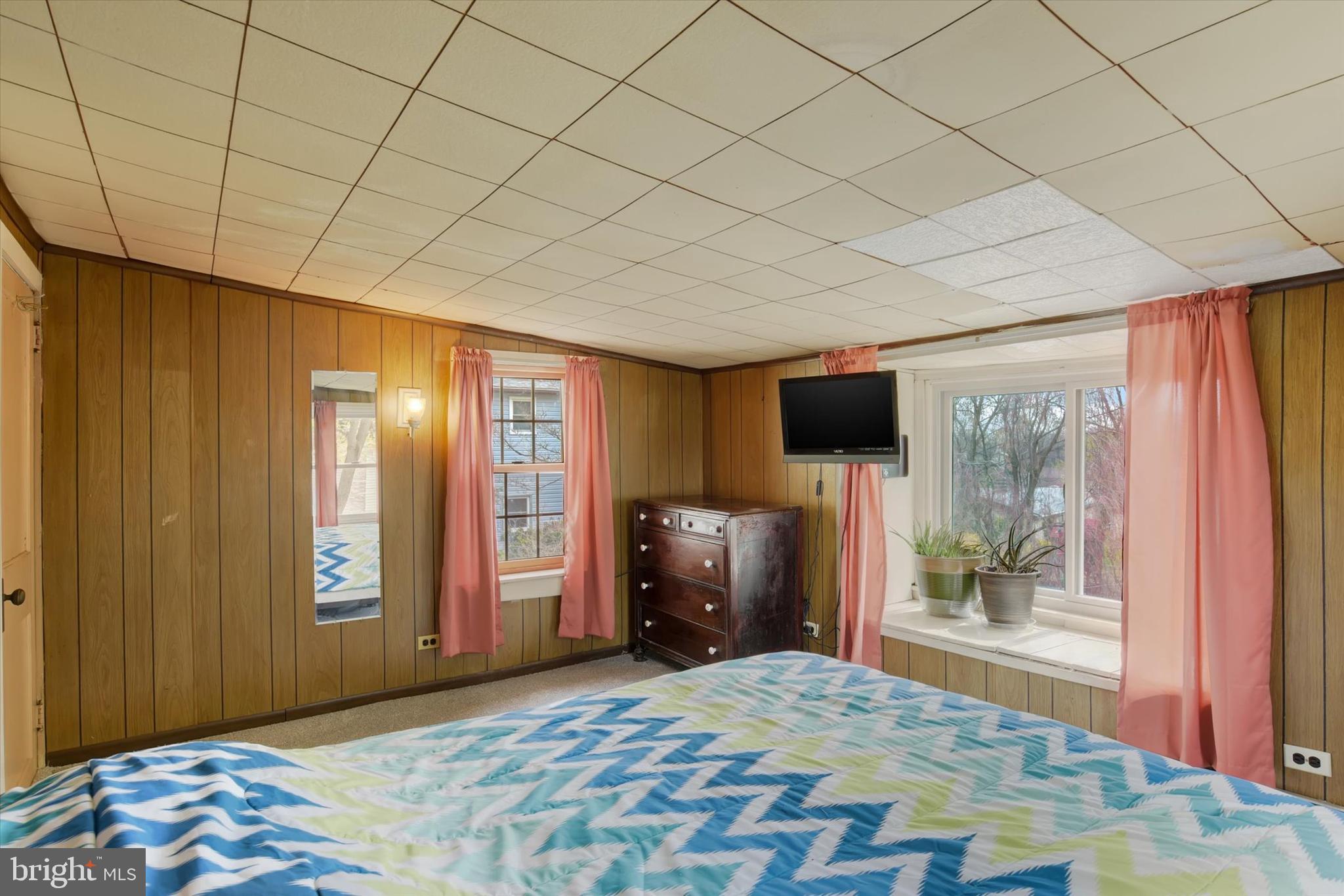 CHAMBERS HILL - Residential