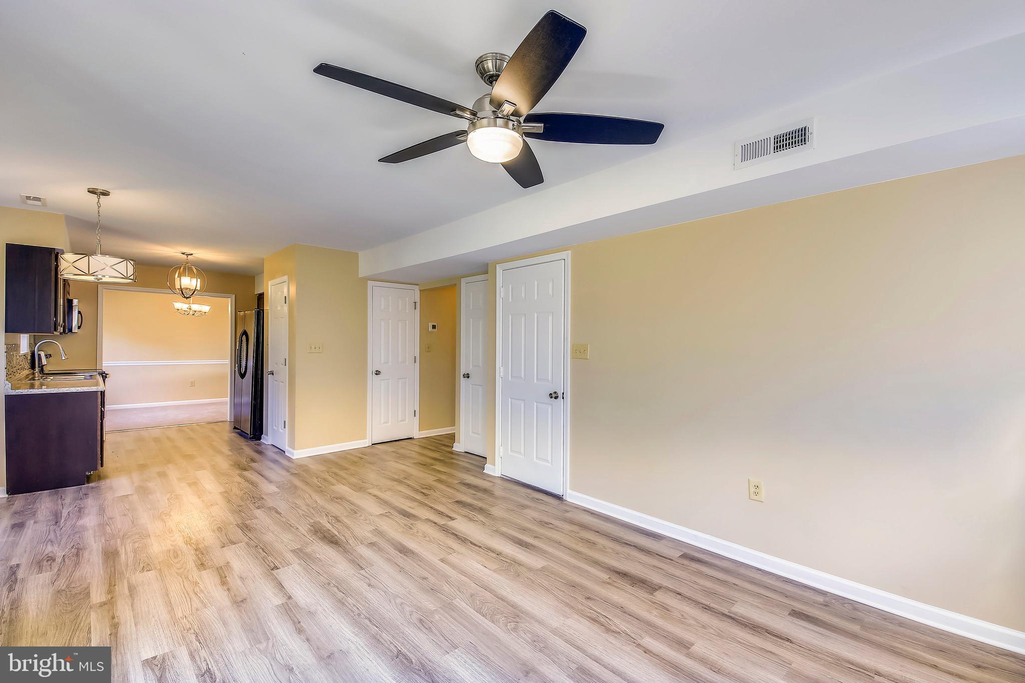 HARBOR POINTE - Residential