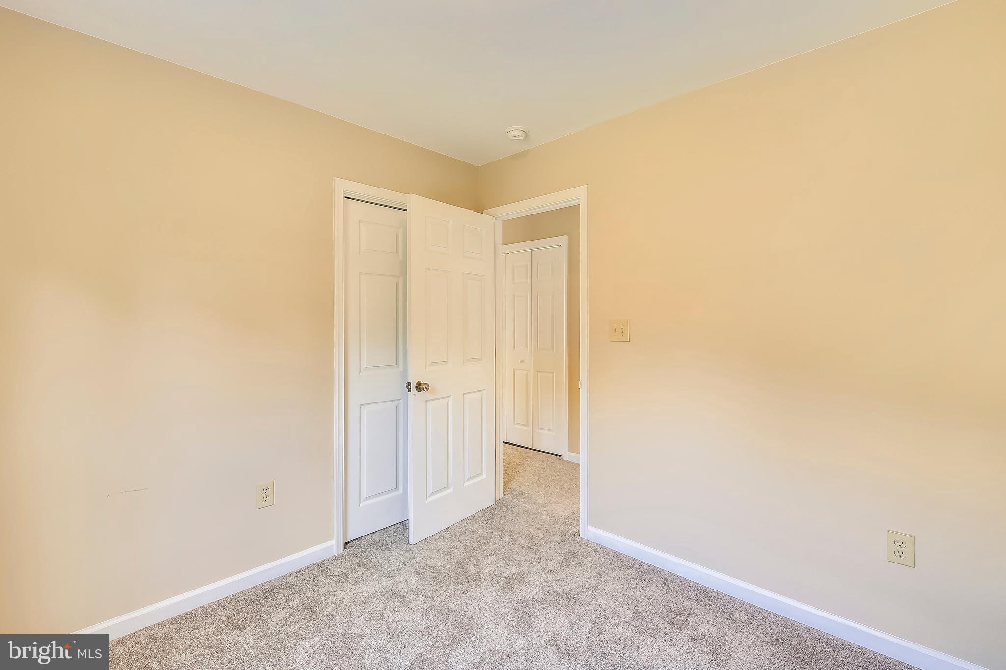 HARBOR POINTE - Residential