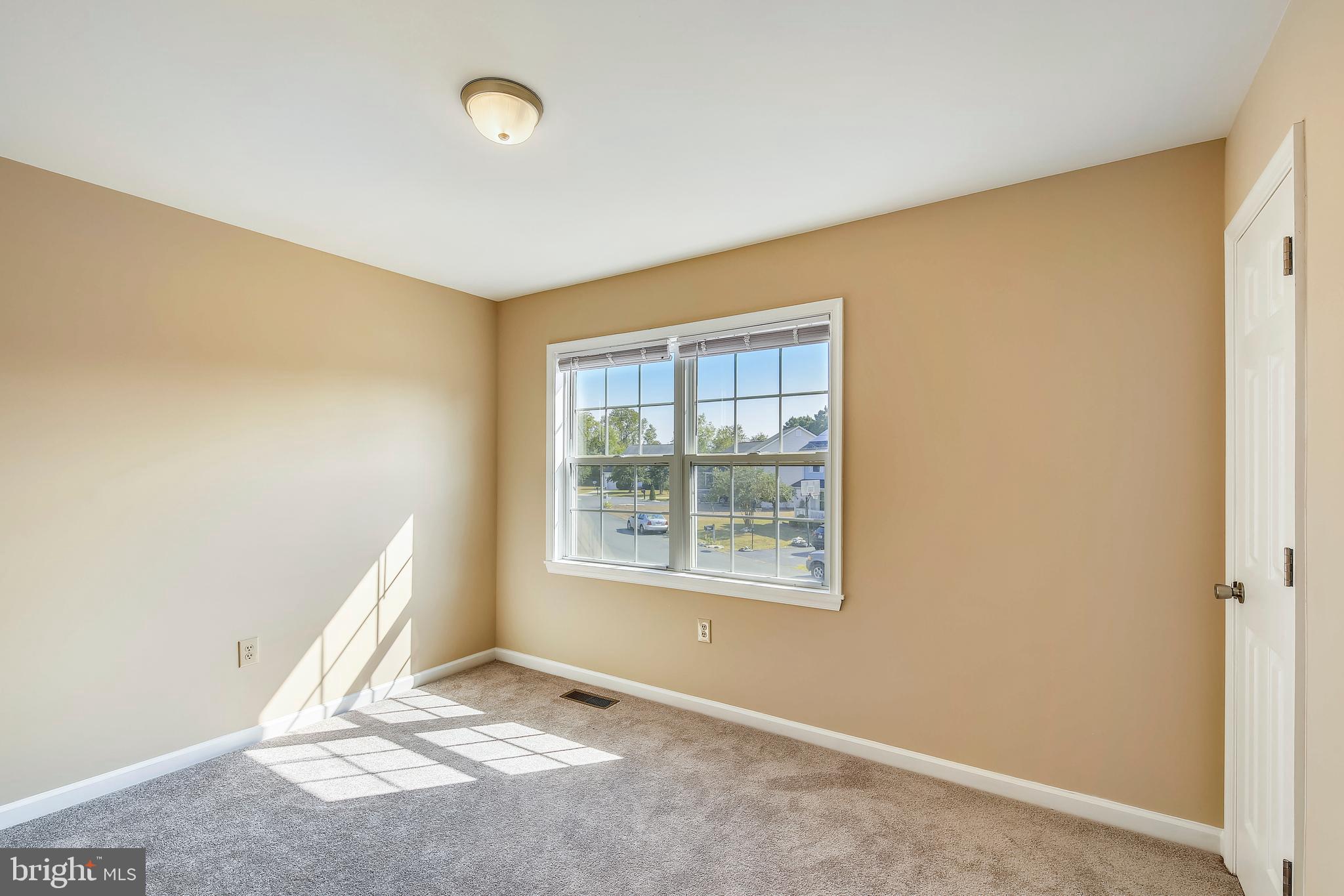 HARBOR POINTE - Residential