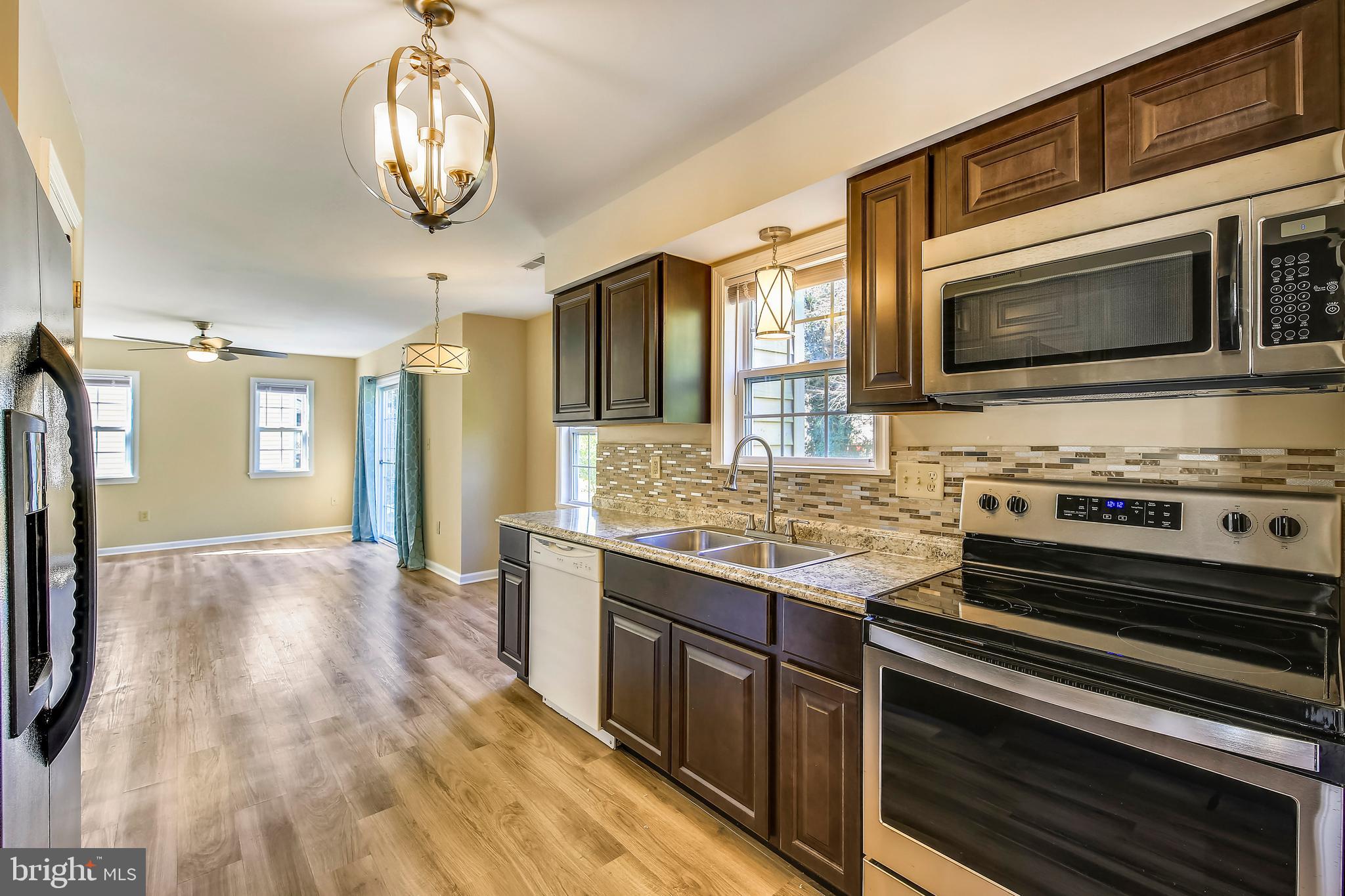 HARBOR POINTE - Residential