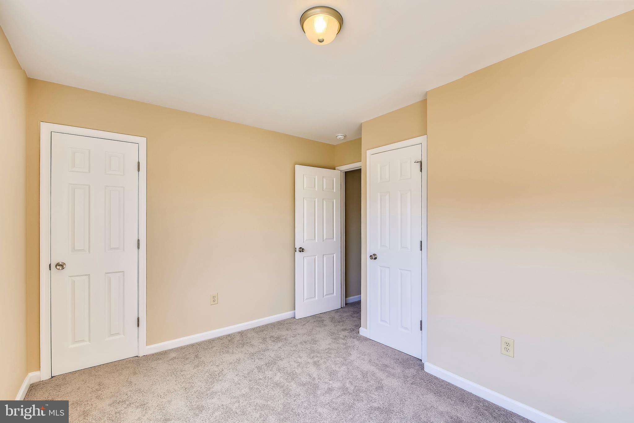 HARBOR POINTE - Residential