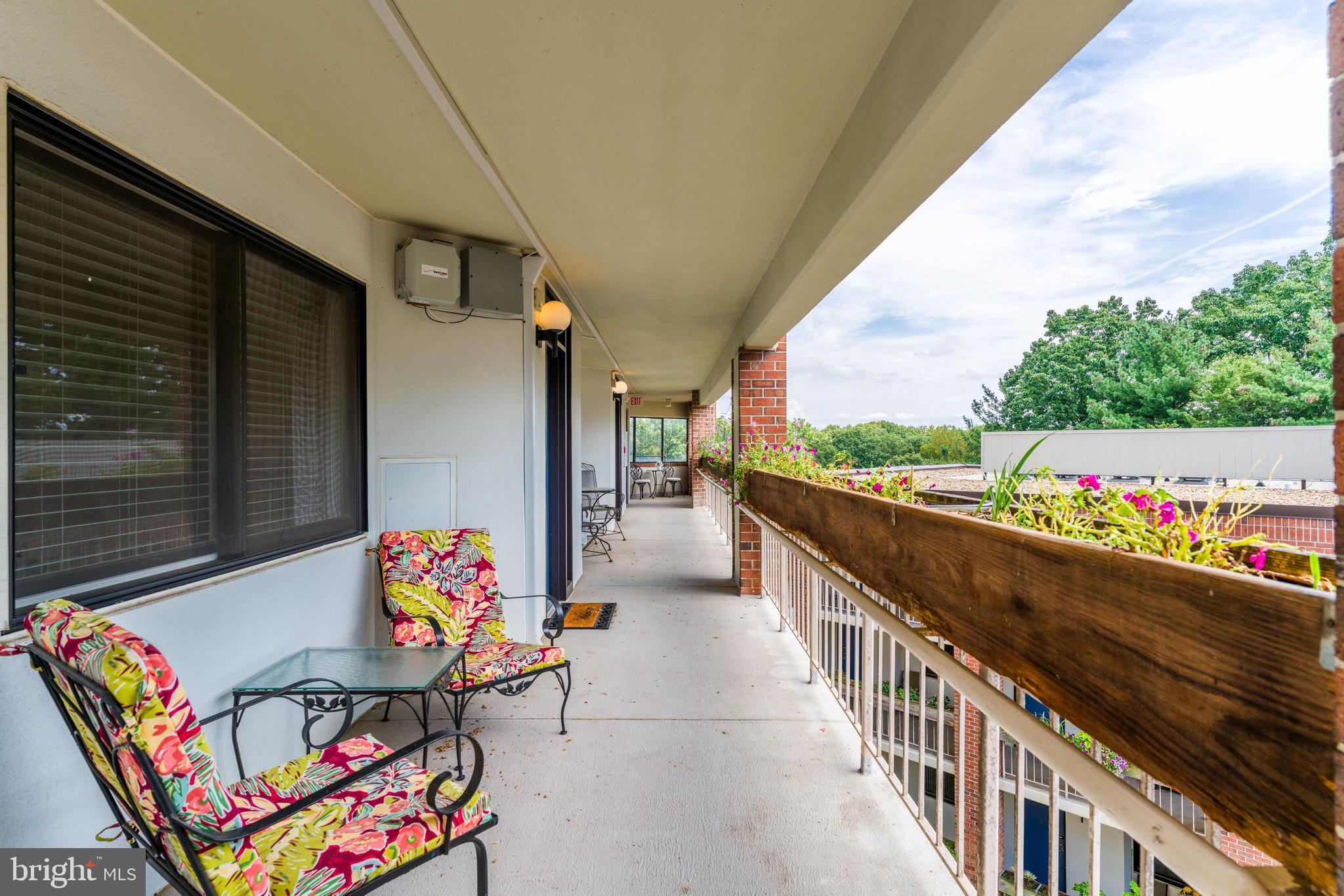 1951 SAGEWOOD LANE 523