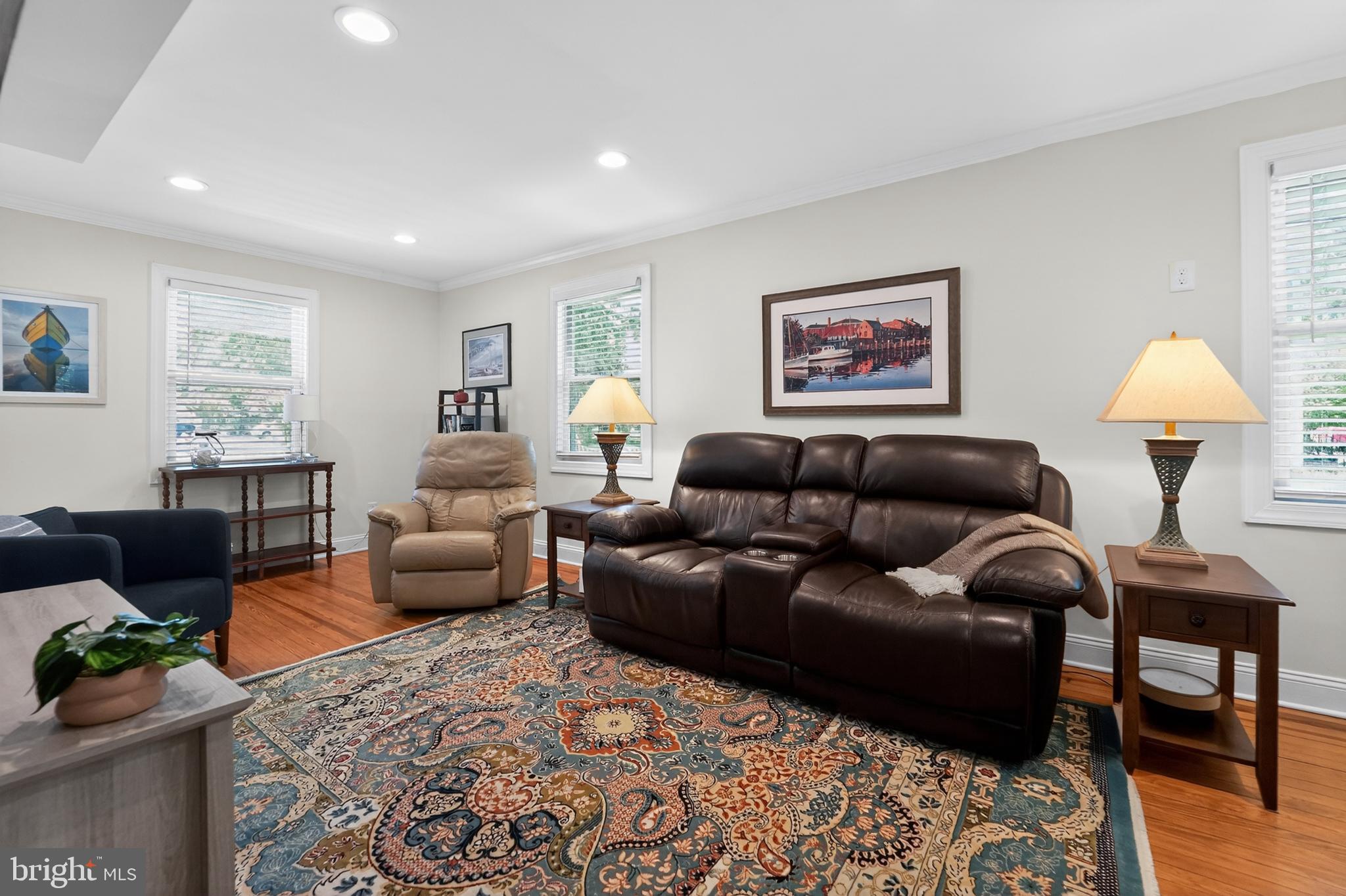 STEVENSVILLE - Residential