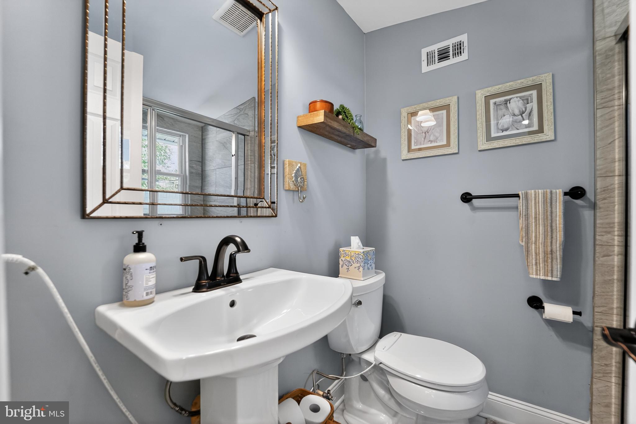 STEVENSVILLE - Residential