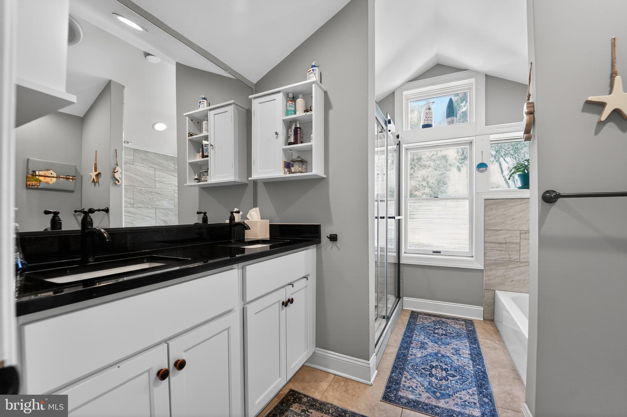 STEVENSVILLE - Residential