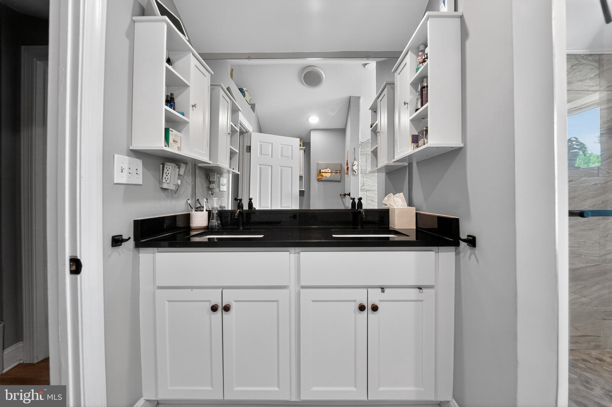 STEVENSVILLE - Residential