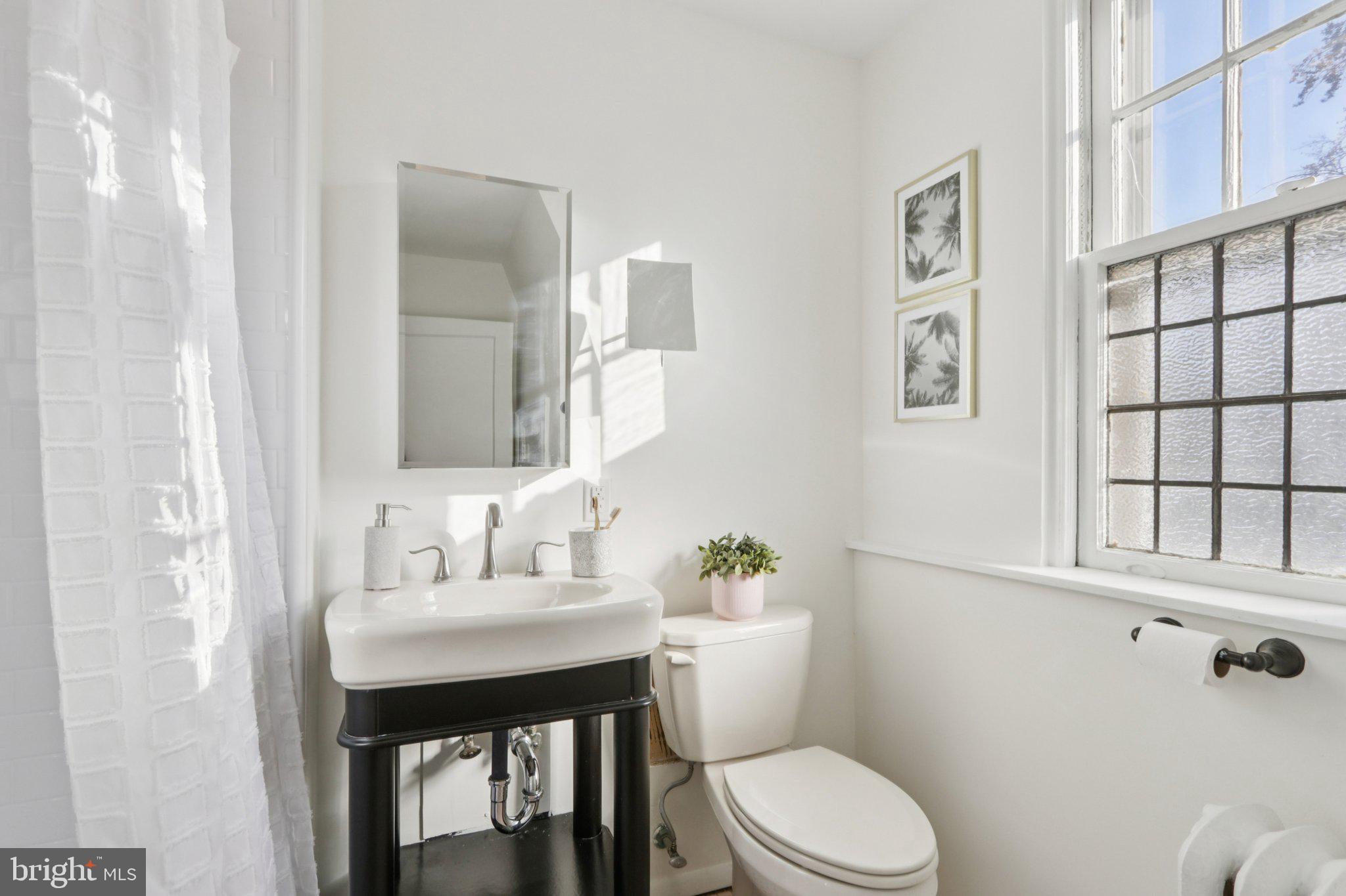 UNIVERSITY CITY - Residential