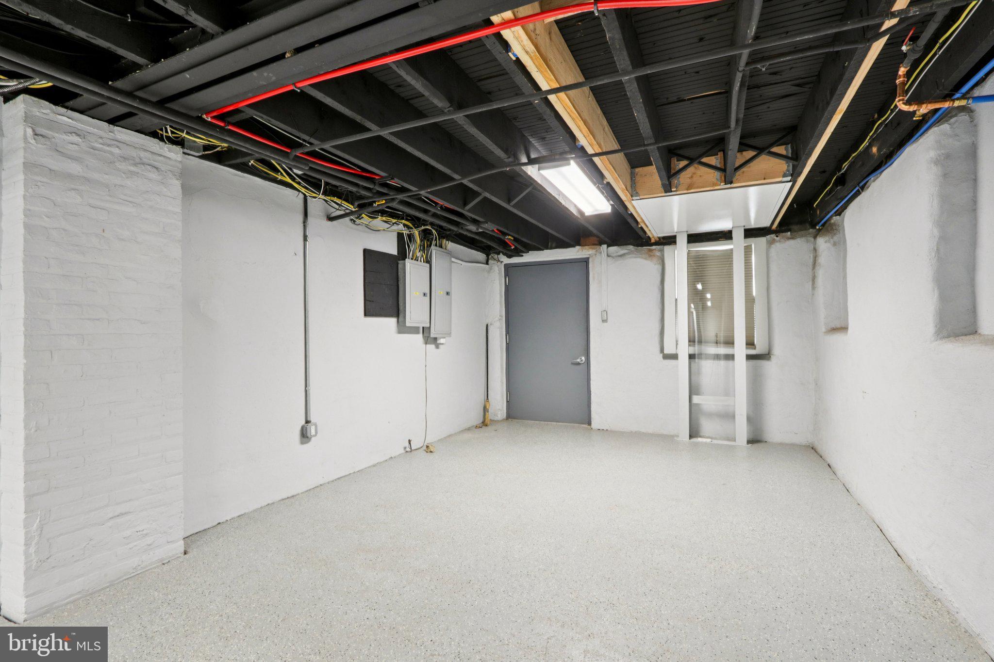 UNIVERSITY CITY - Residential