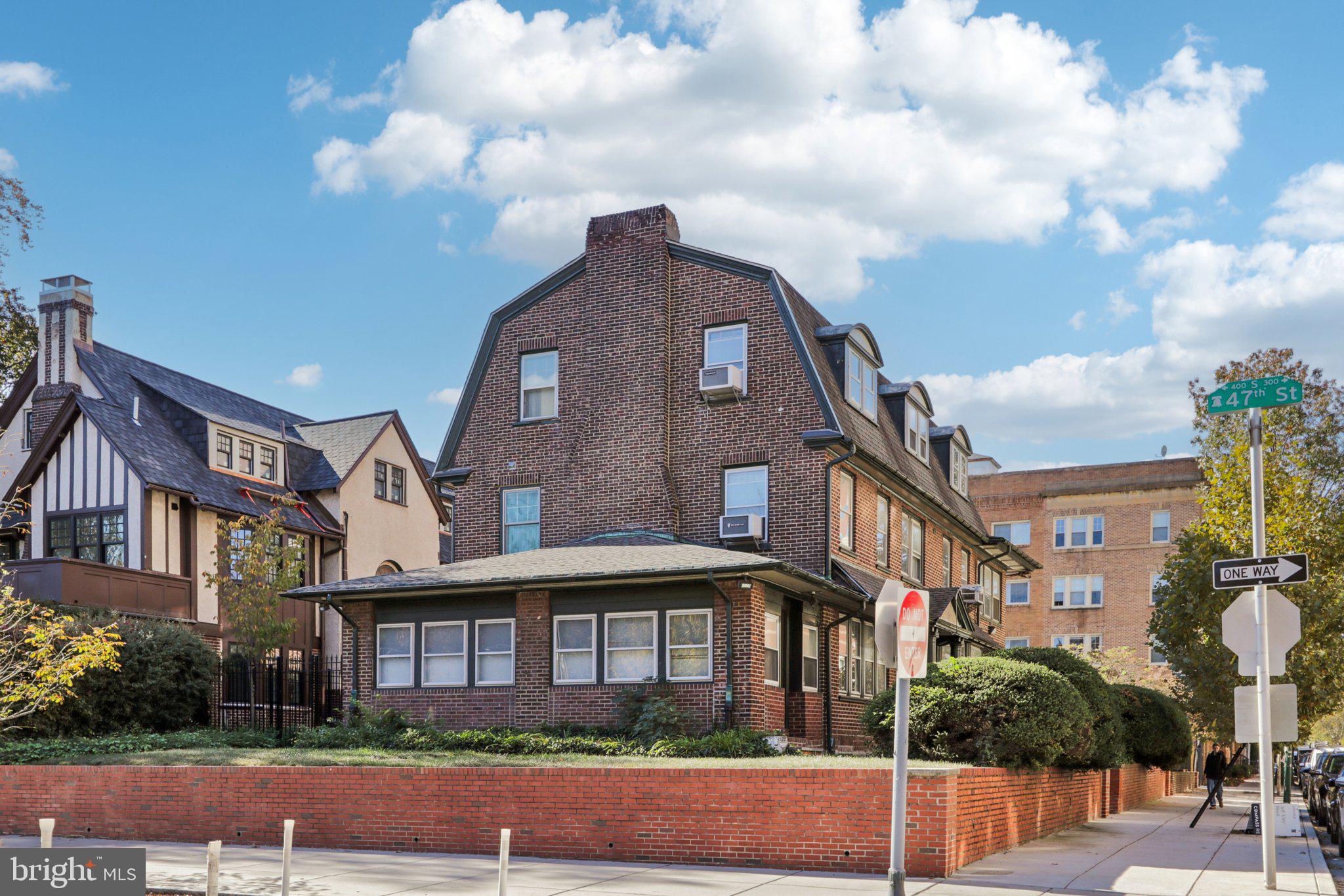 UNIVERSITY CITY - Residential