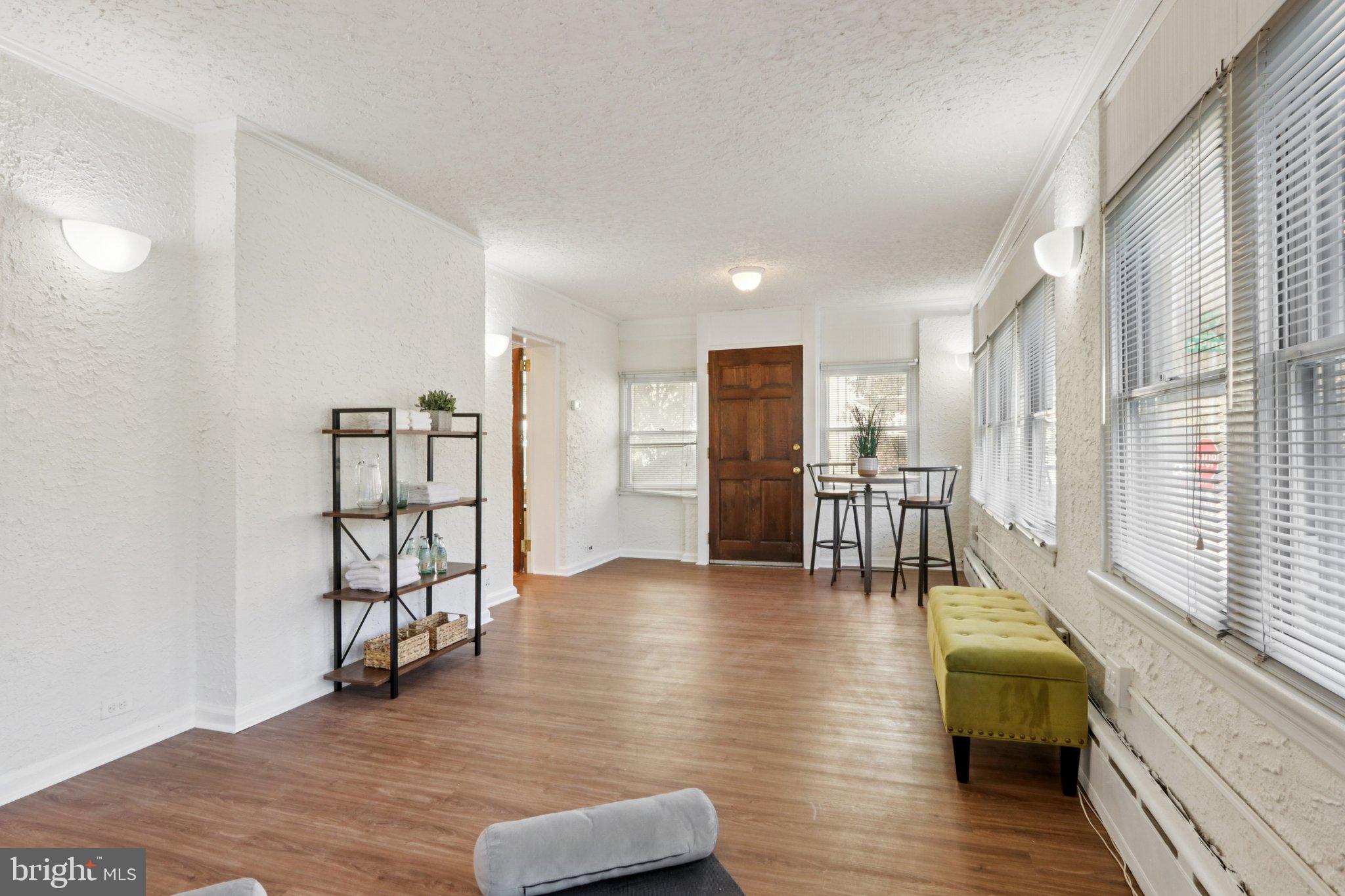 UNIVERSITY CITY - Residential