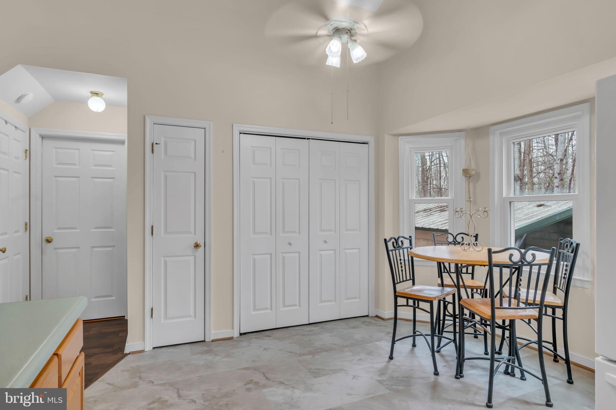 AMSONIA - Residential