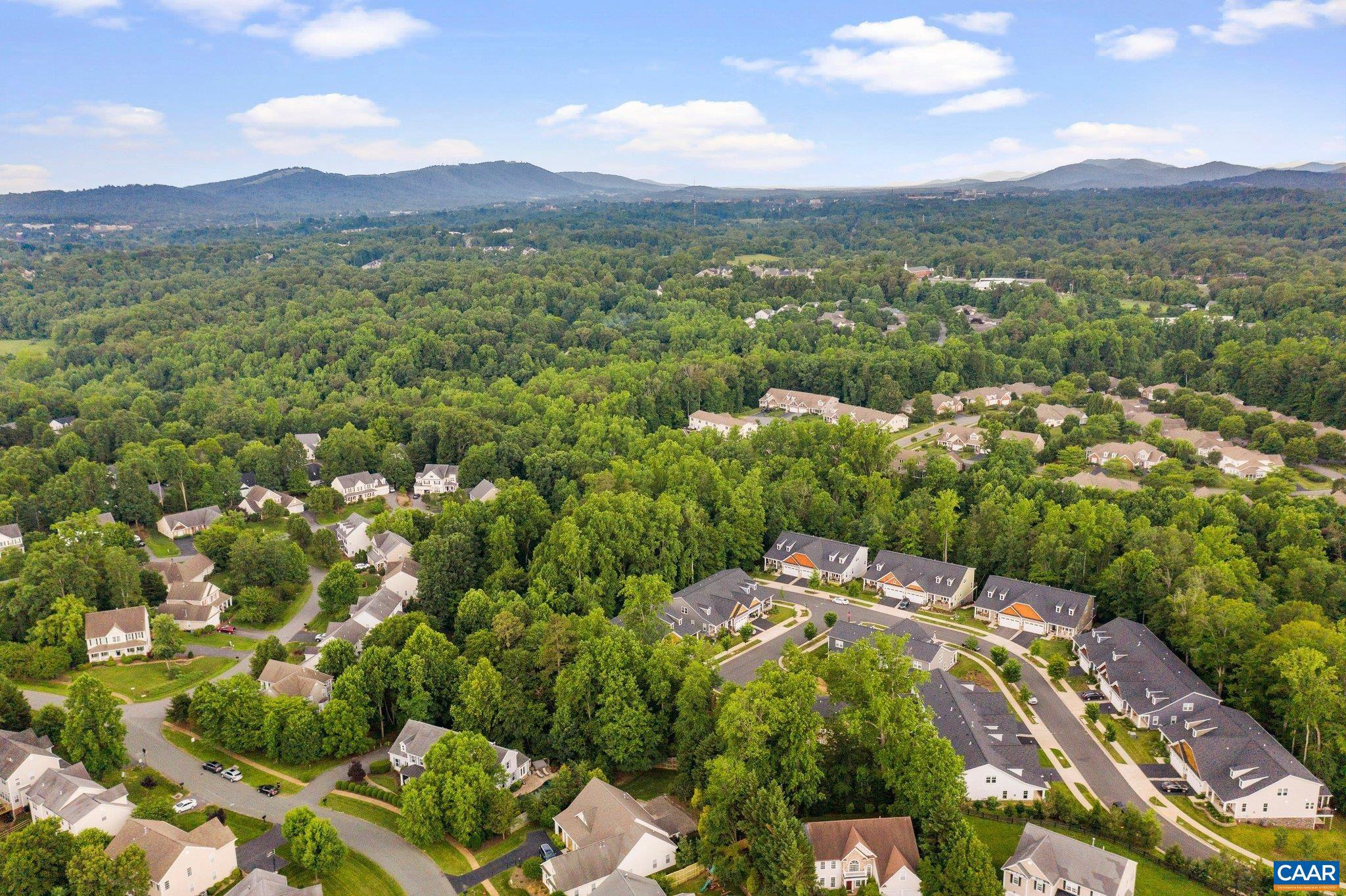 DUNLORA - Residential