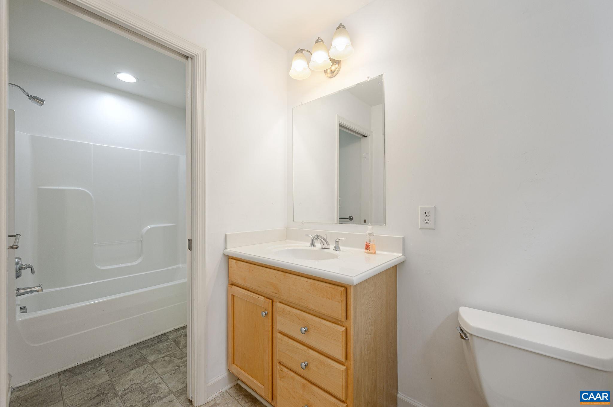 DUNLORA - Residential