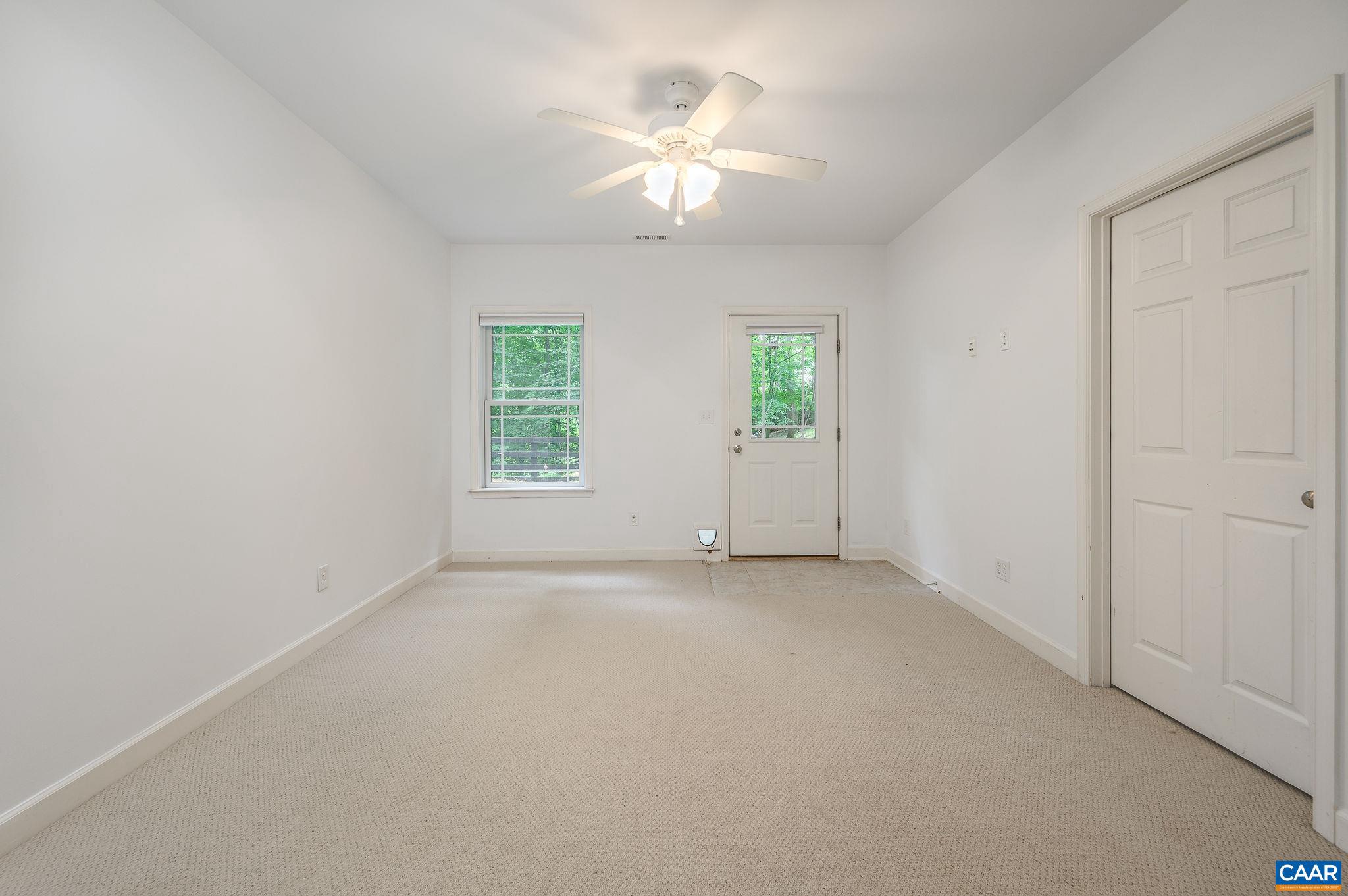 DUNLORA - Residential