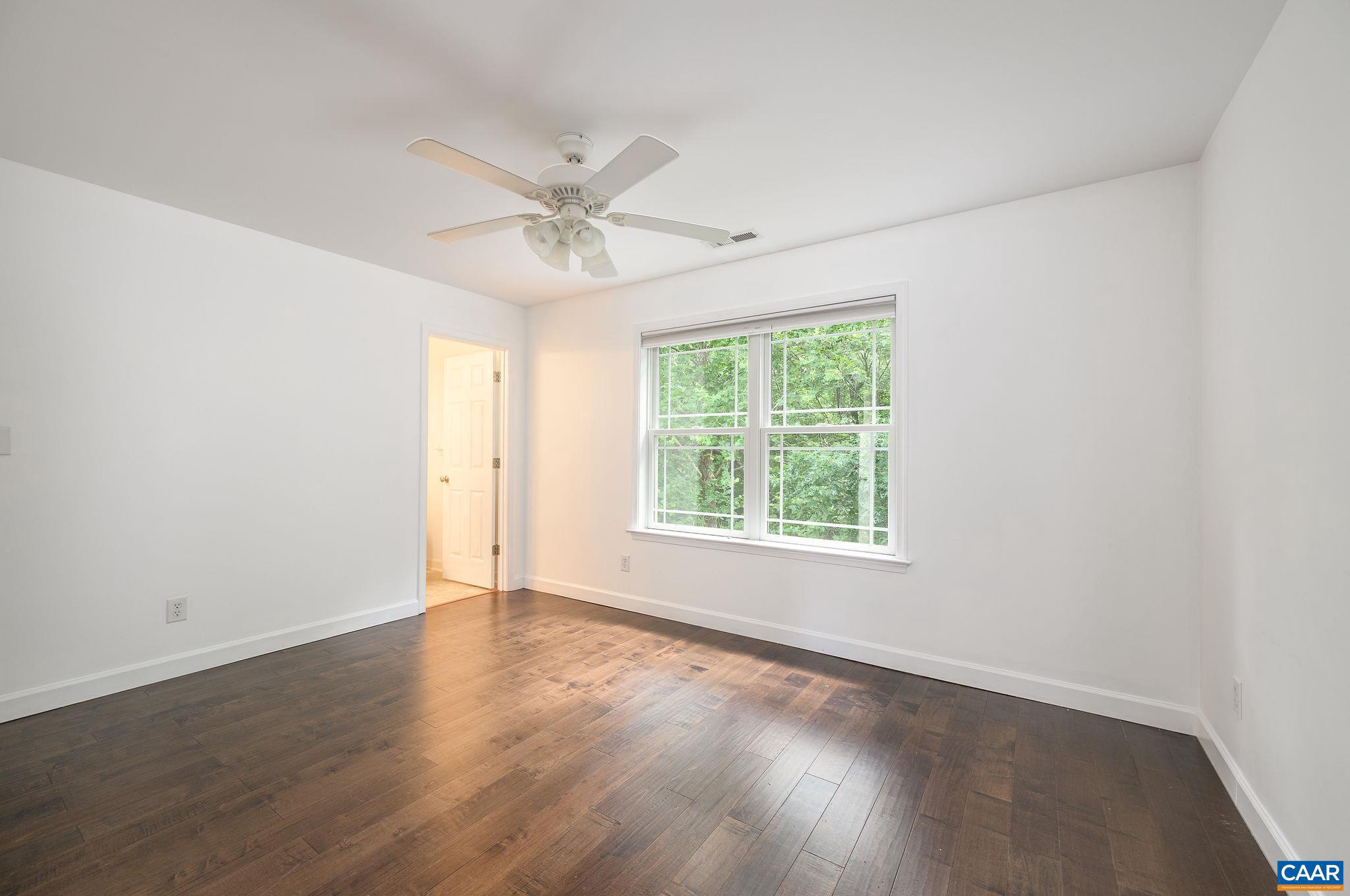 DUNLORA - Residential