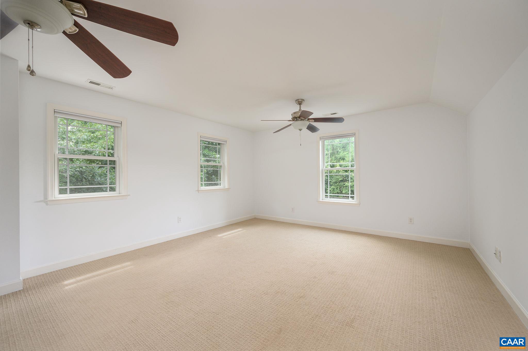 DUNLORA - Residential