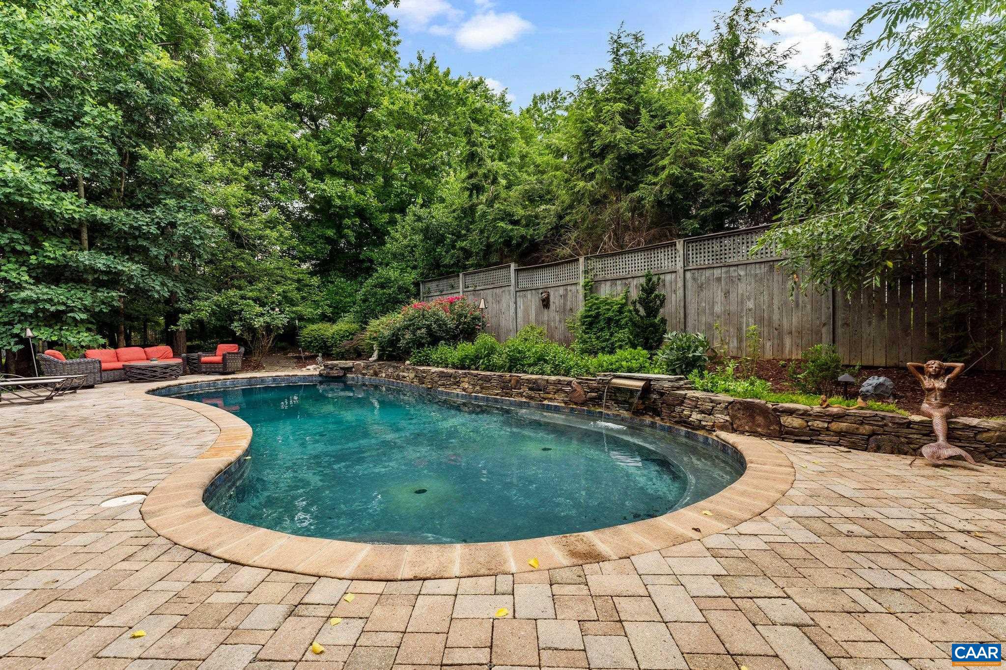 DUNLORA - Residential