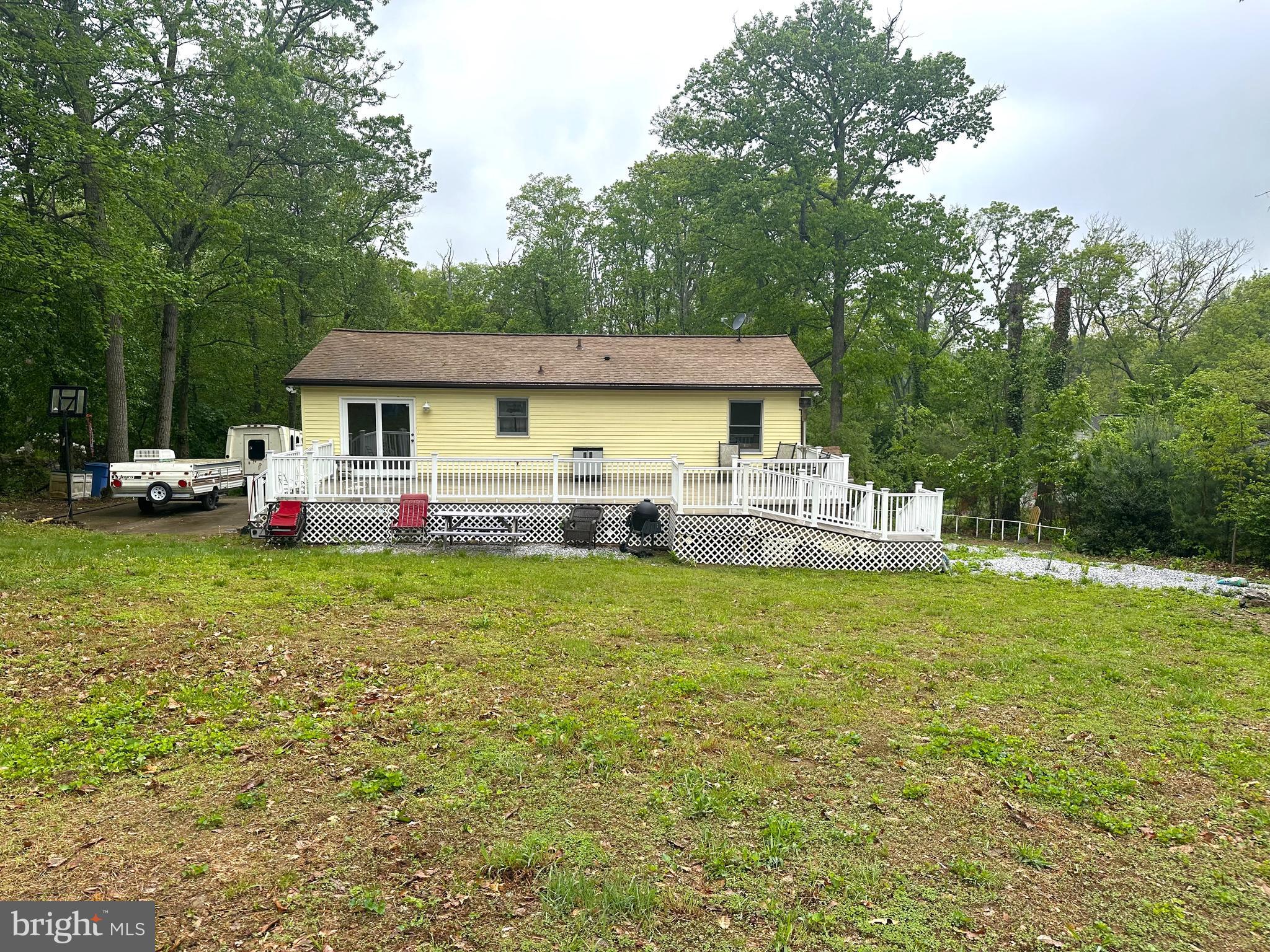 4003 FALLS ROAD